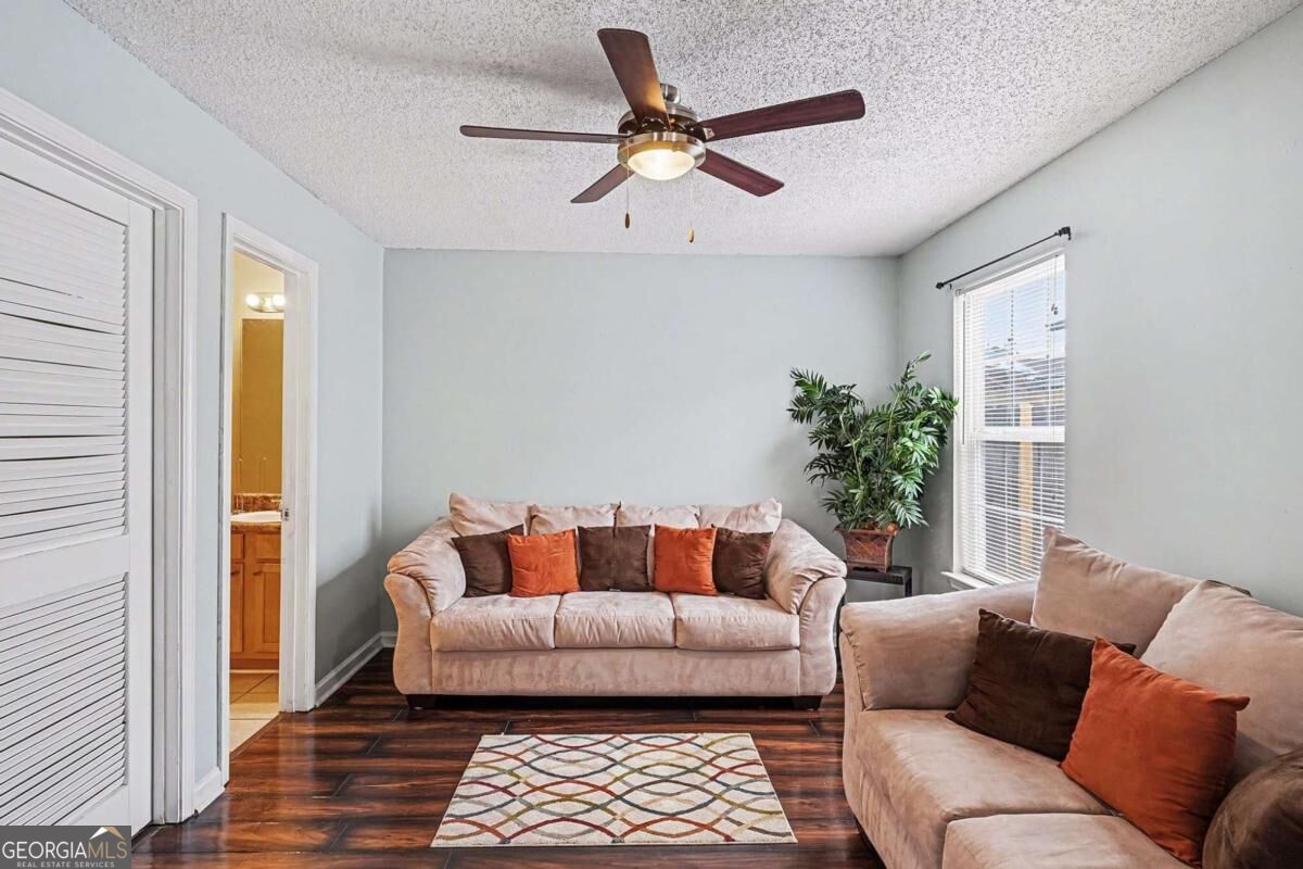11811 Registry Boulevard Property Photo 16