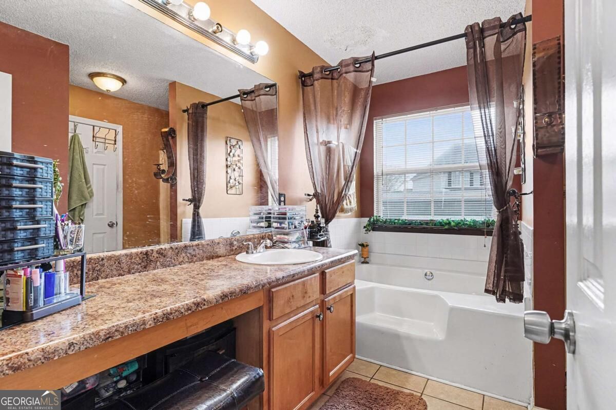 11811 Registry Boulevard Property Photo 25