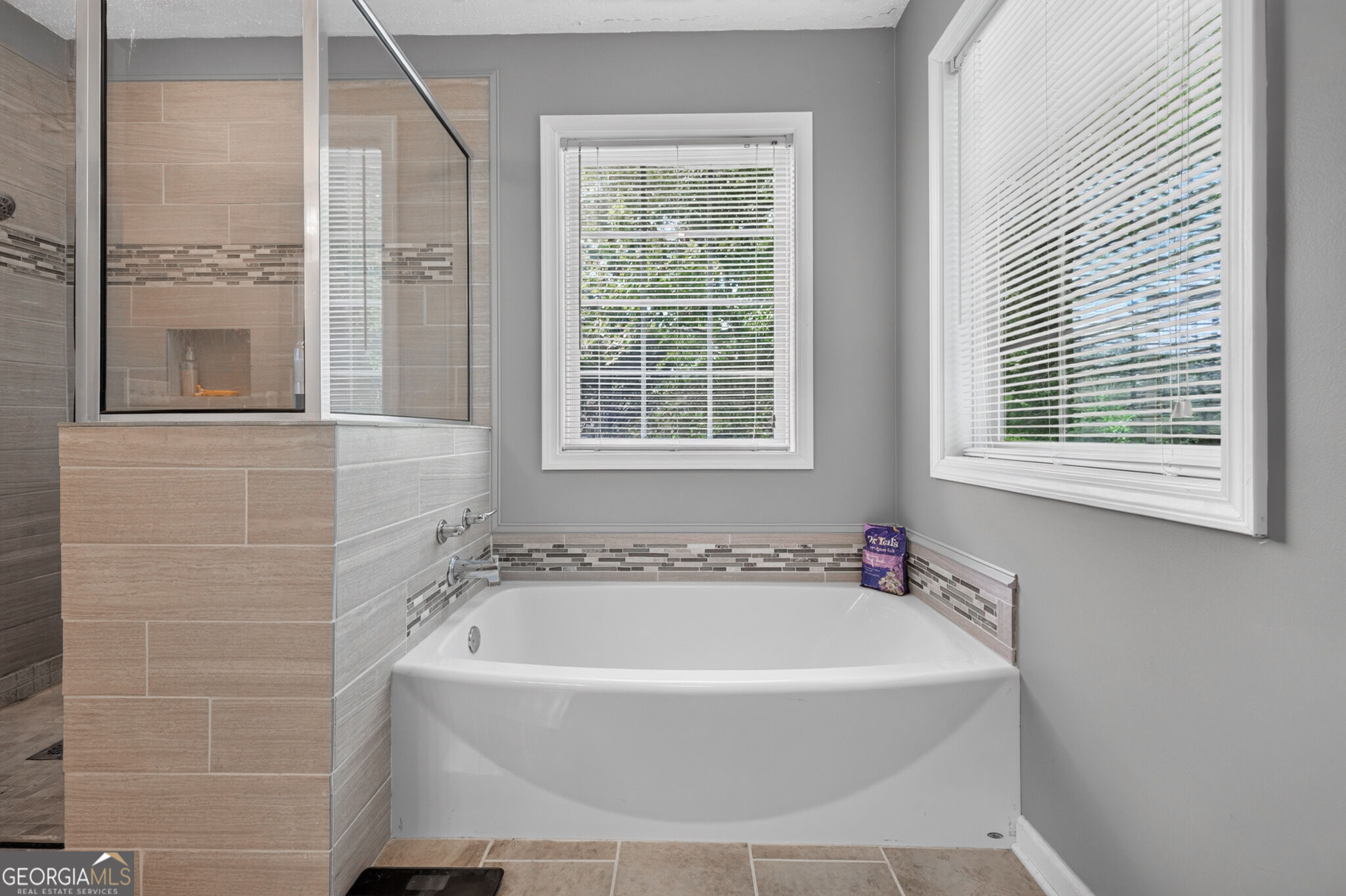 111 Autumn Ridge Drive Property Photo 27