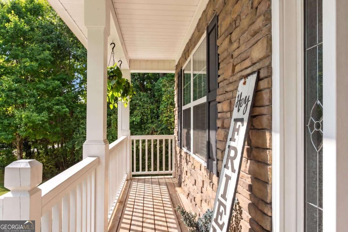 236 Shenandoah Drive Property Photo 4