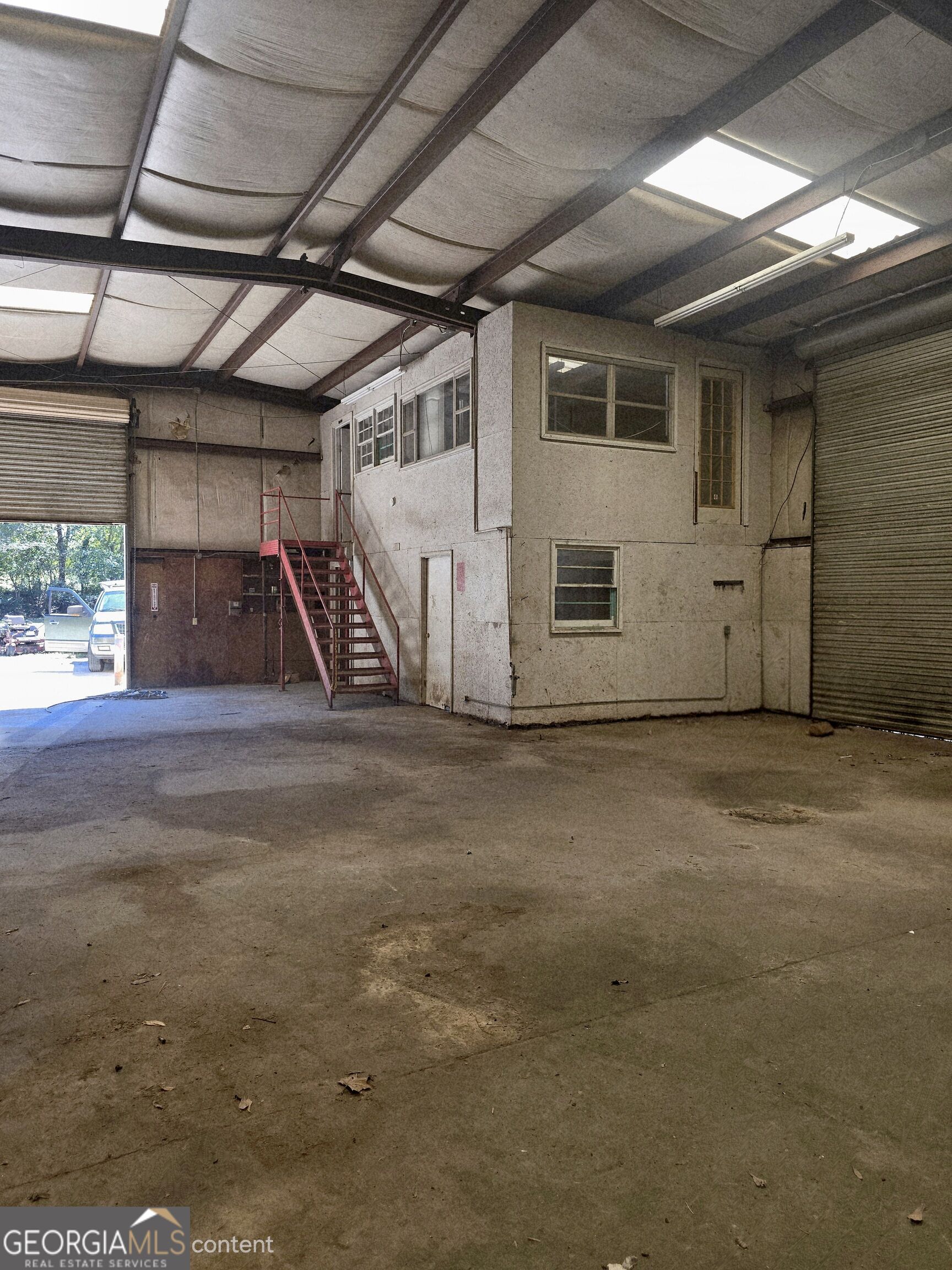 258 Fayetteville Road Rear Property Photo 13