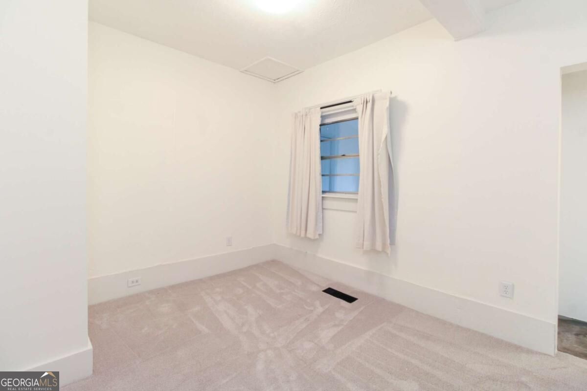 546 Pulaski Street Property Photo 14
