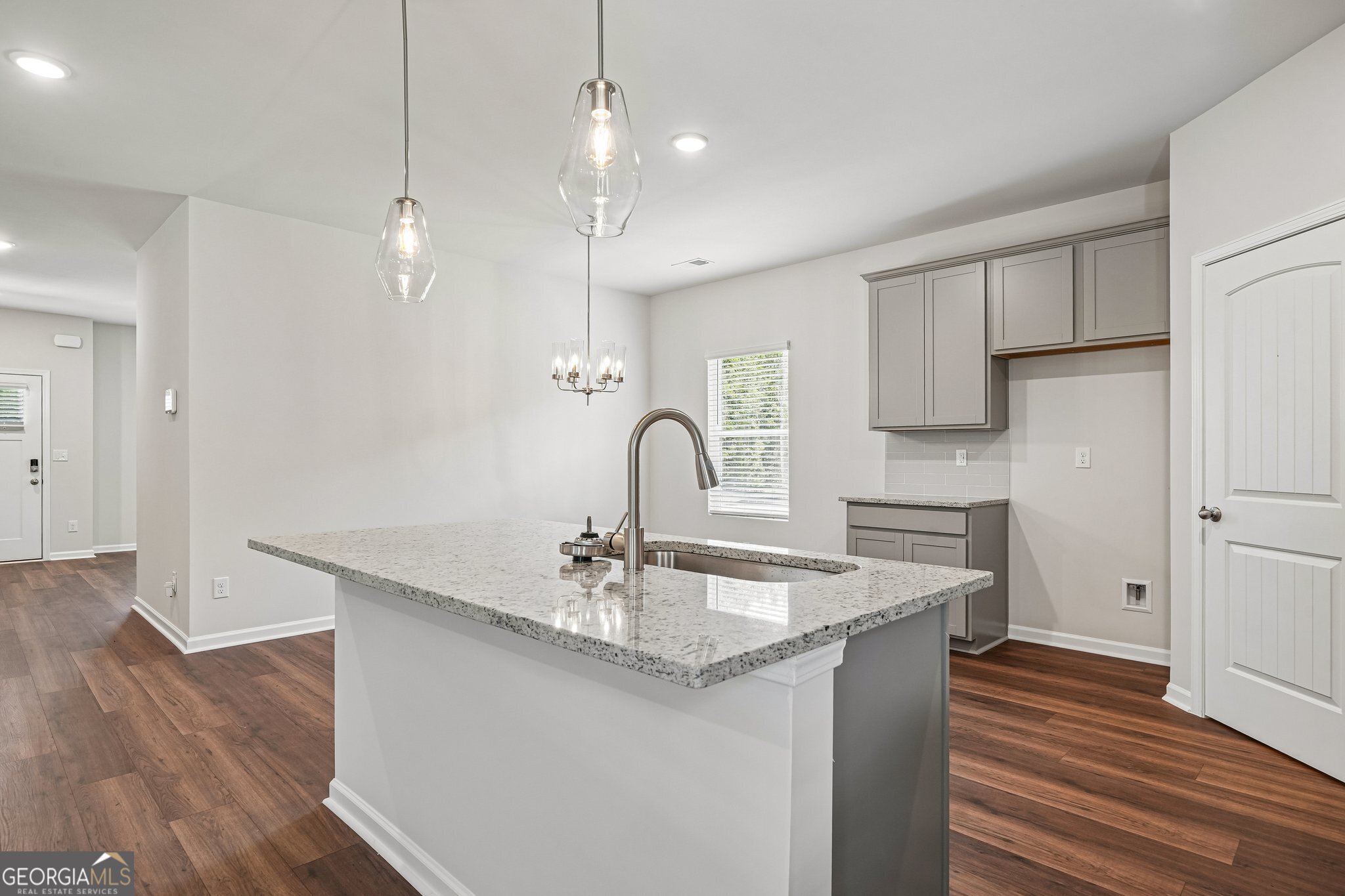 140 Post Oak Drive Property Photo 8
