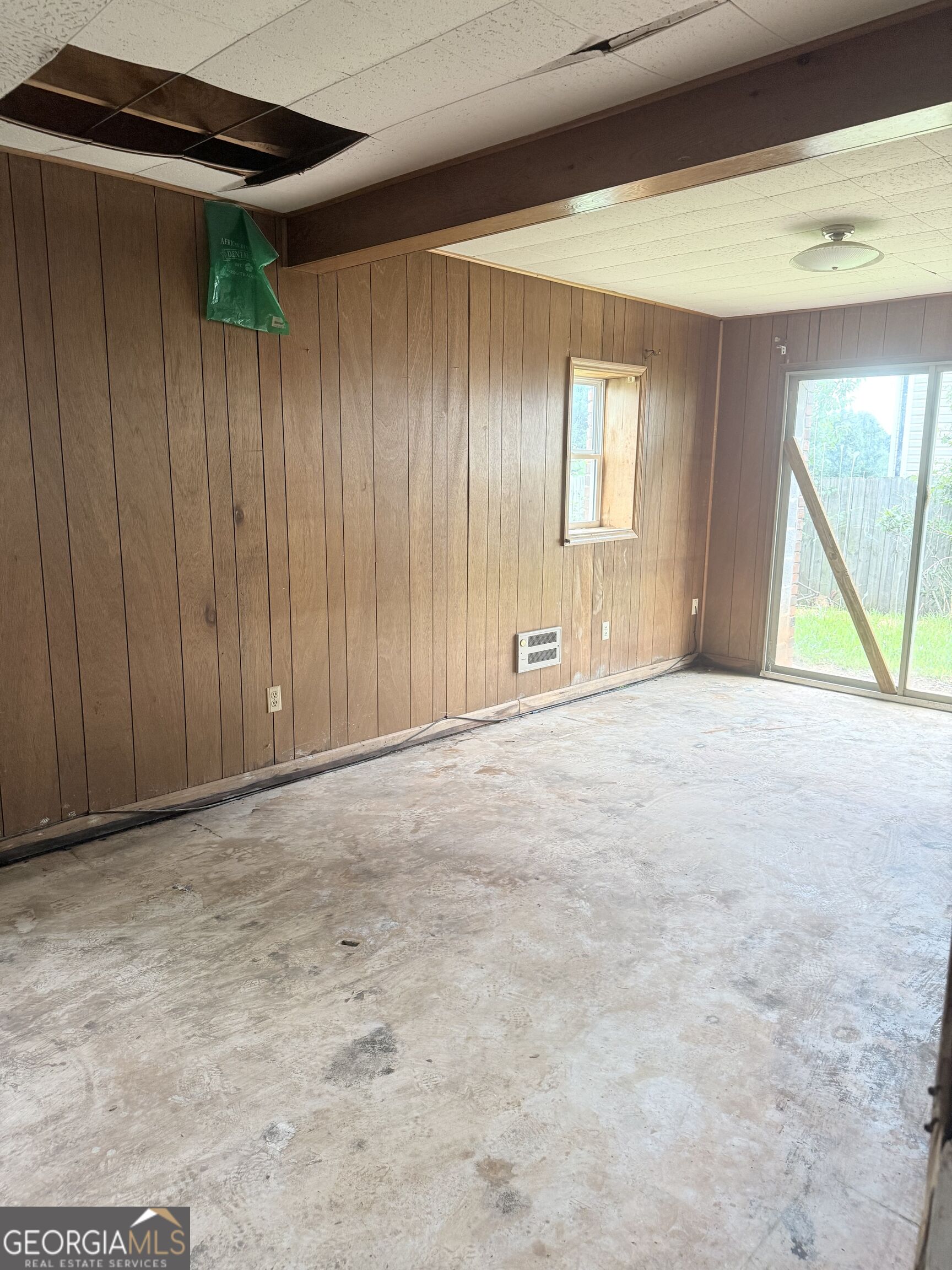 6853 New Dale Road Property Photo 5