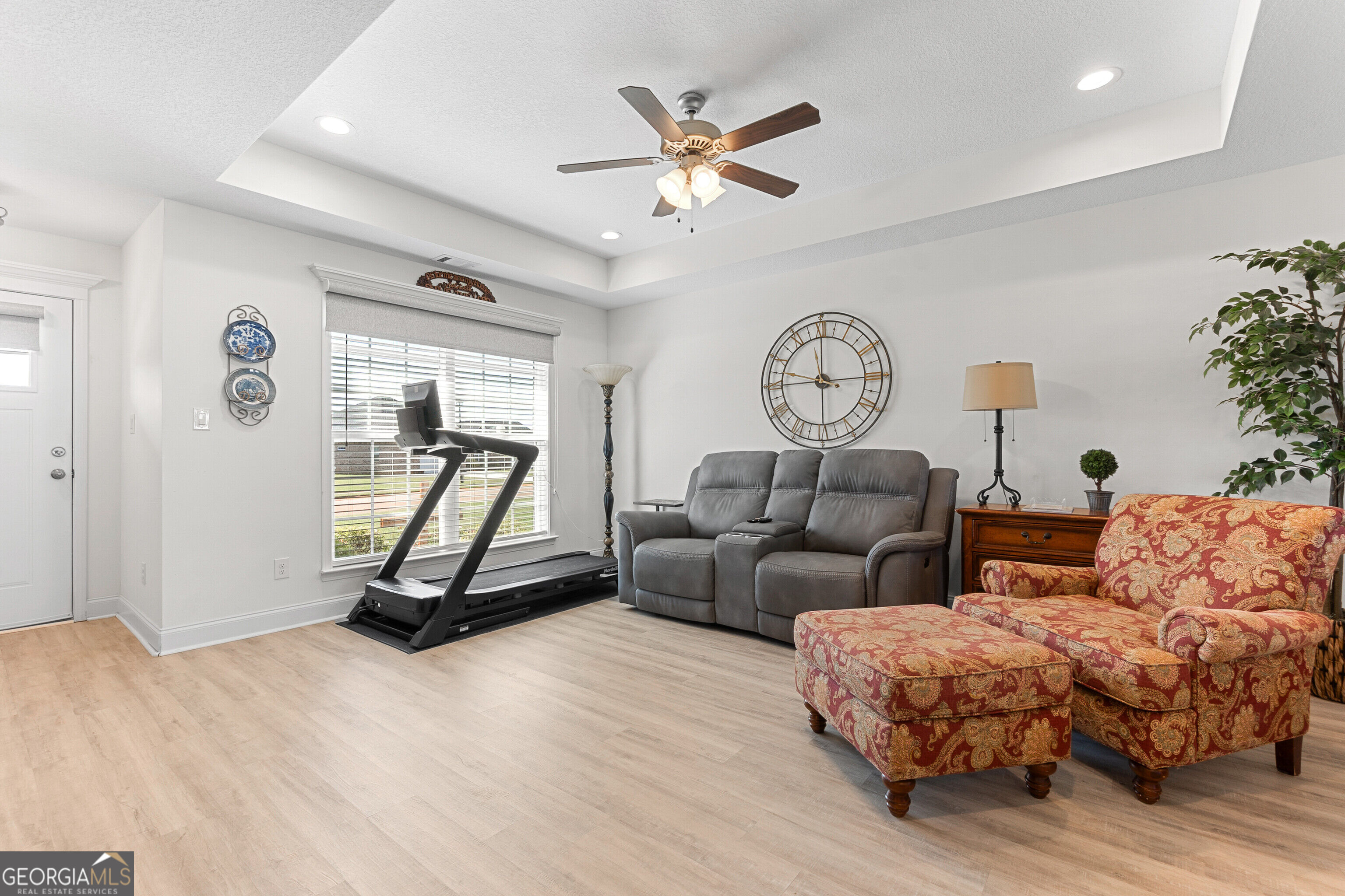425 Lamplight Drive Property Photo 8