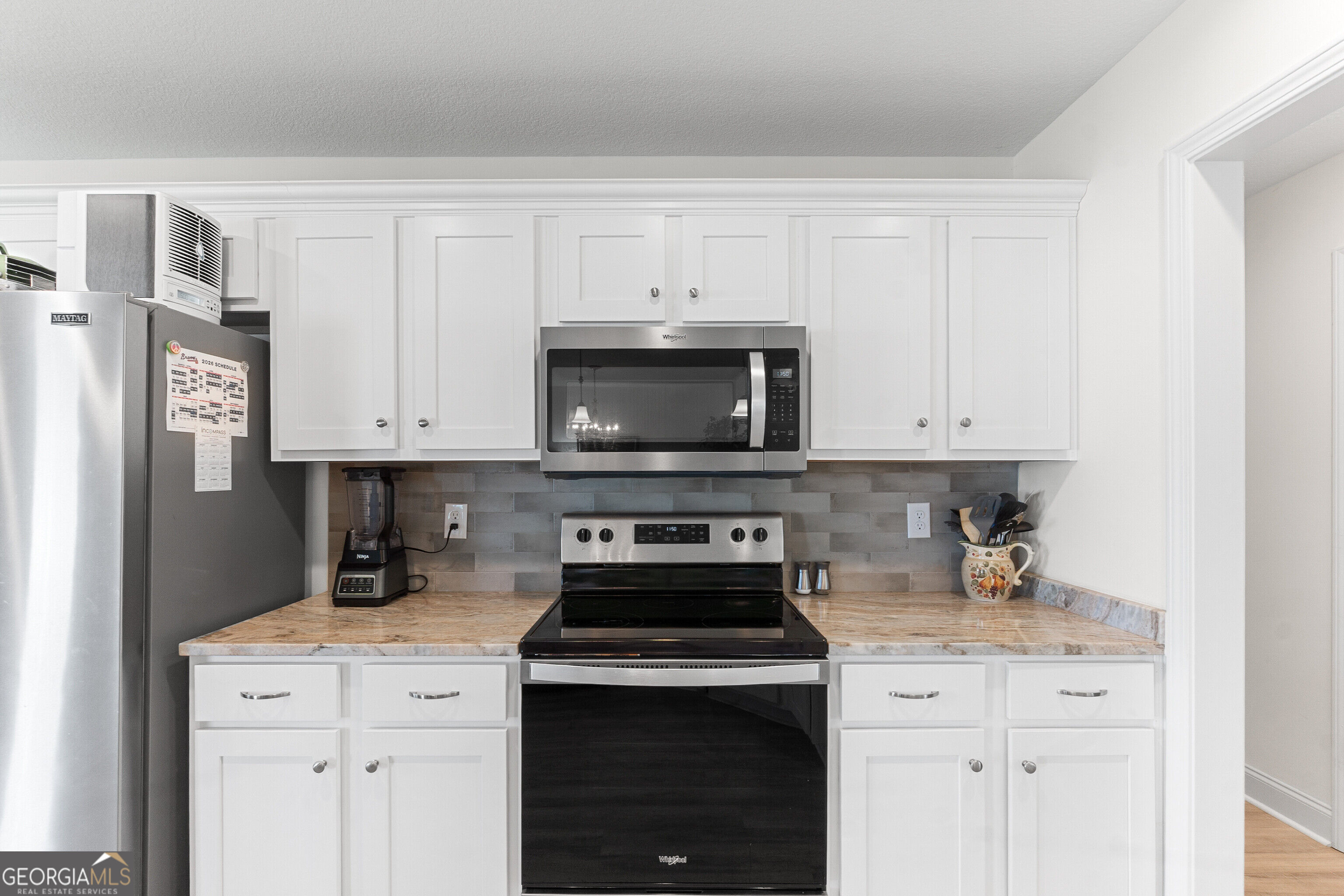425 Lamplight Drive Property Photo 14