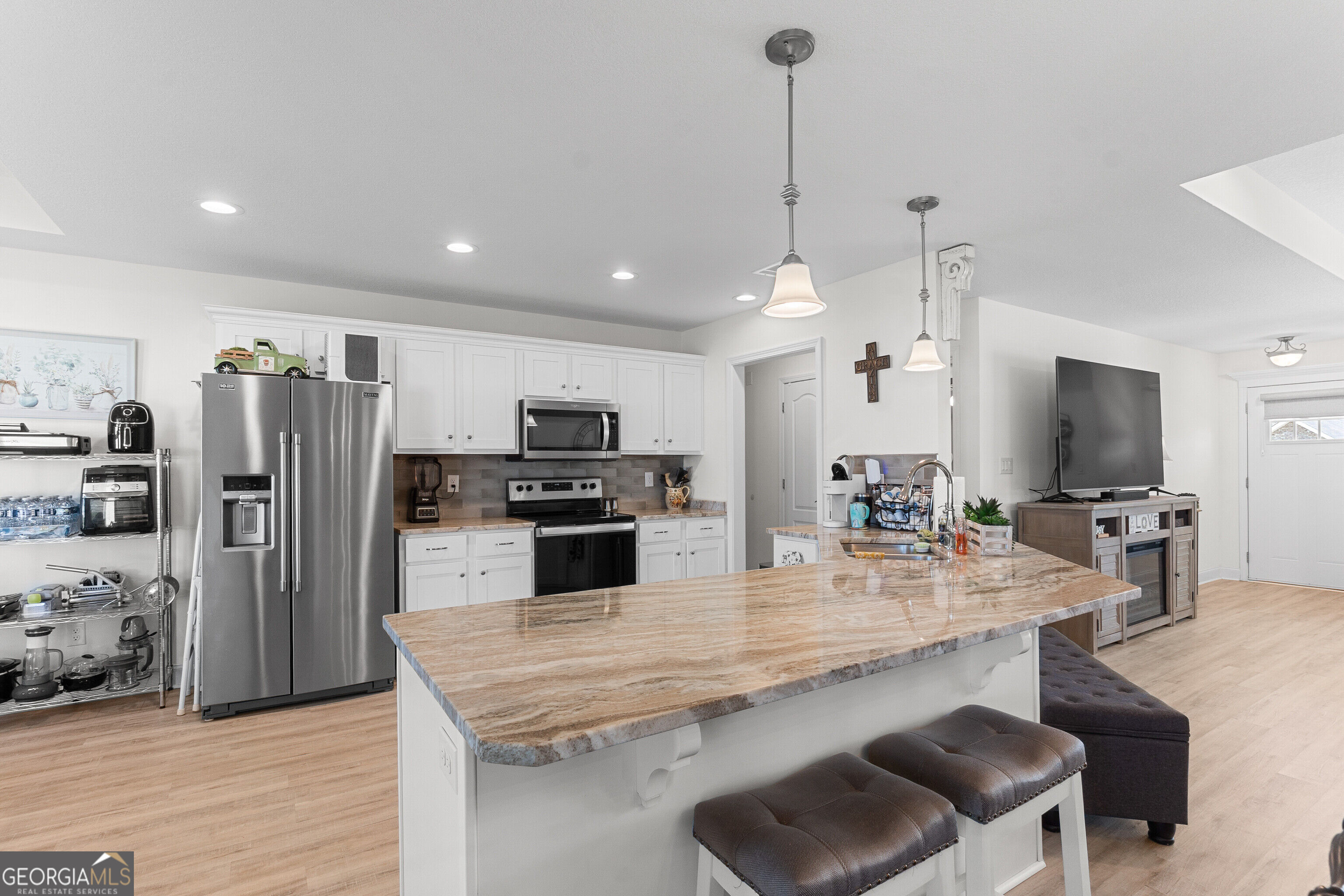 425 Lamplight Drive Property Photo 17