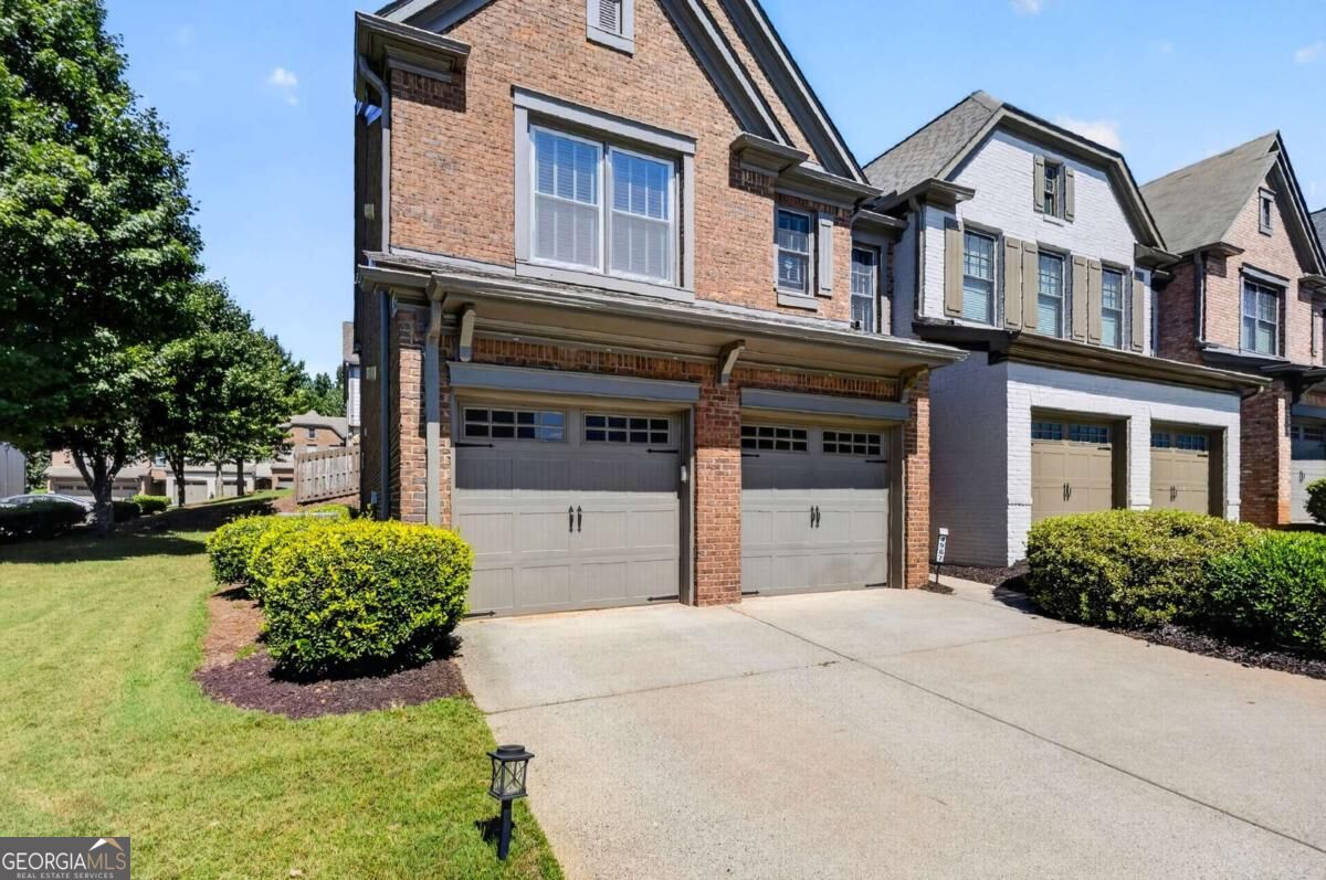 4967 Berkeley Run Crossing Property Photo 2