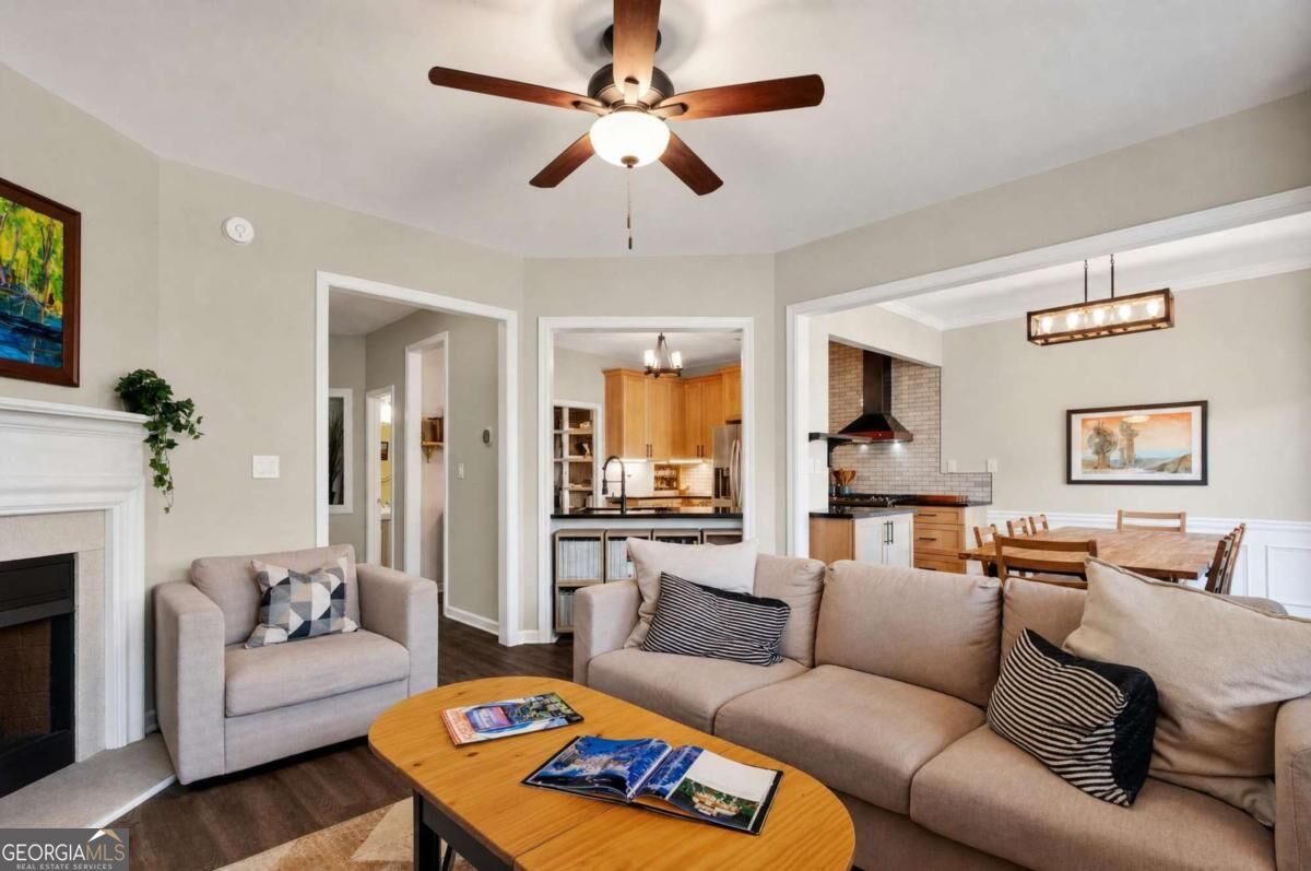 4967 Berkeley Run Crossing Property Photo 15