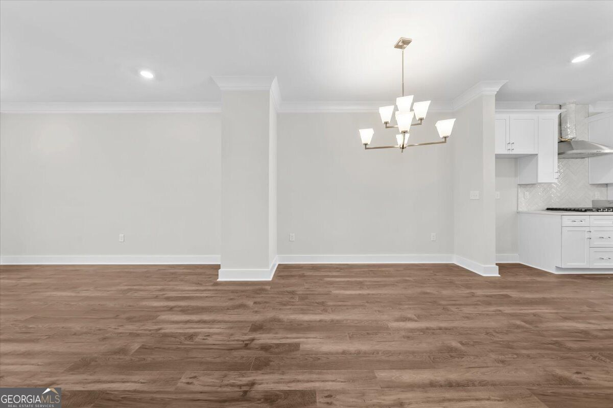 503 Headwater Court Property Photo 8