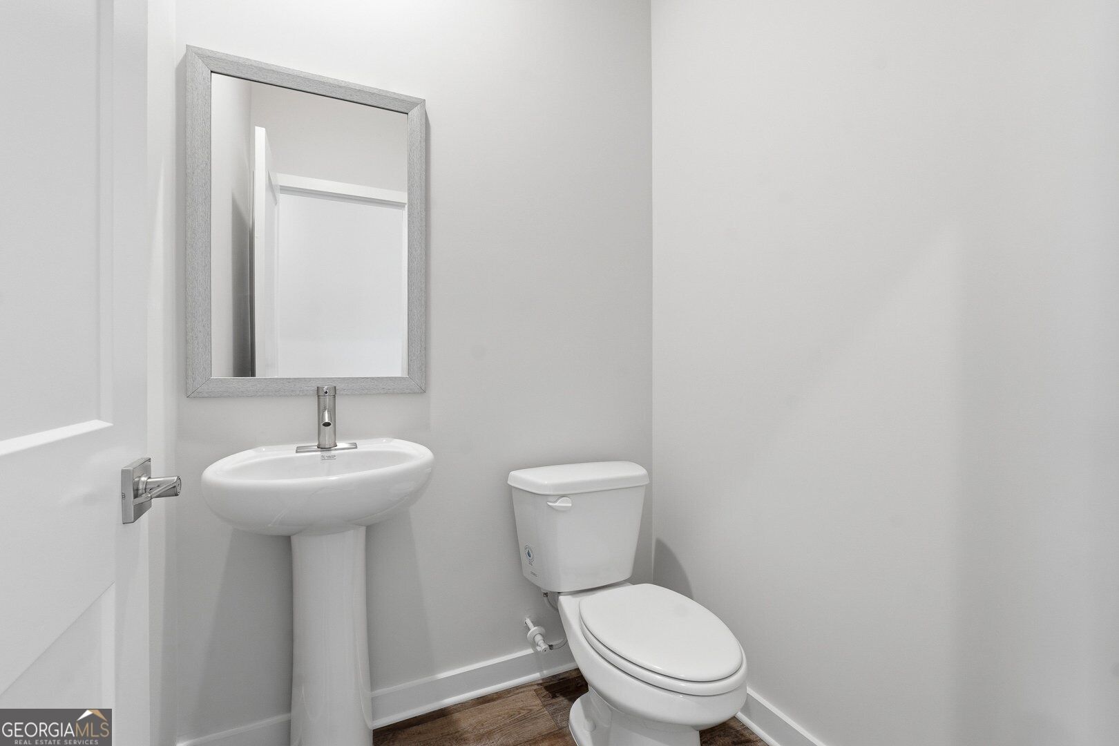 503 Headwater Court Property Photo 17