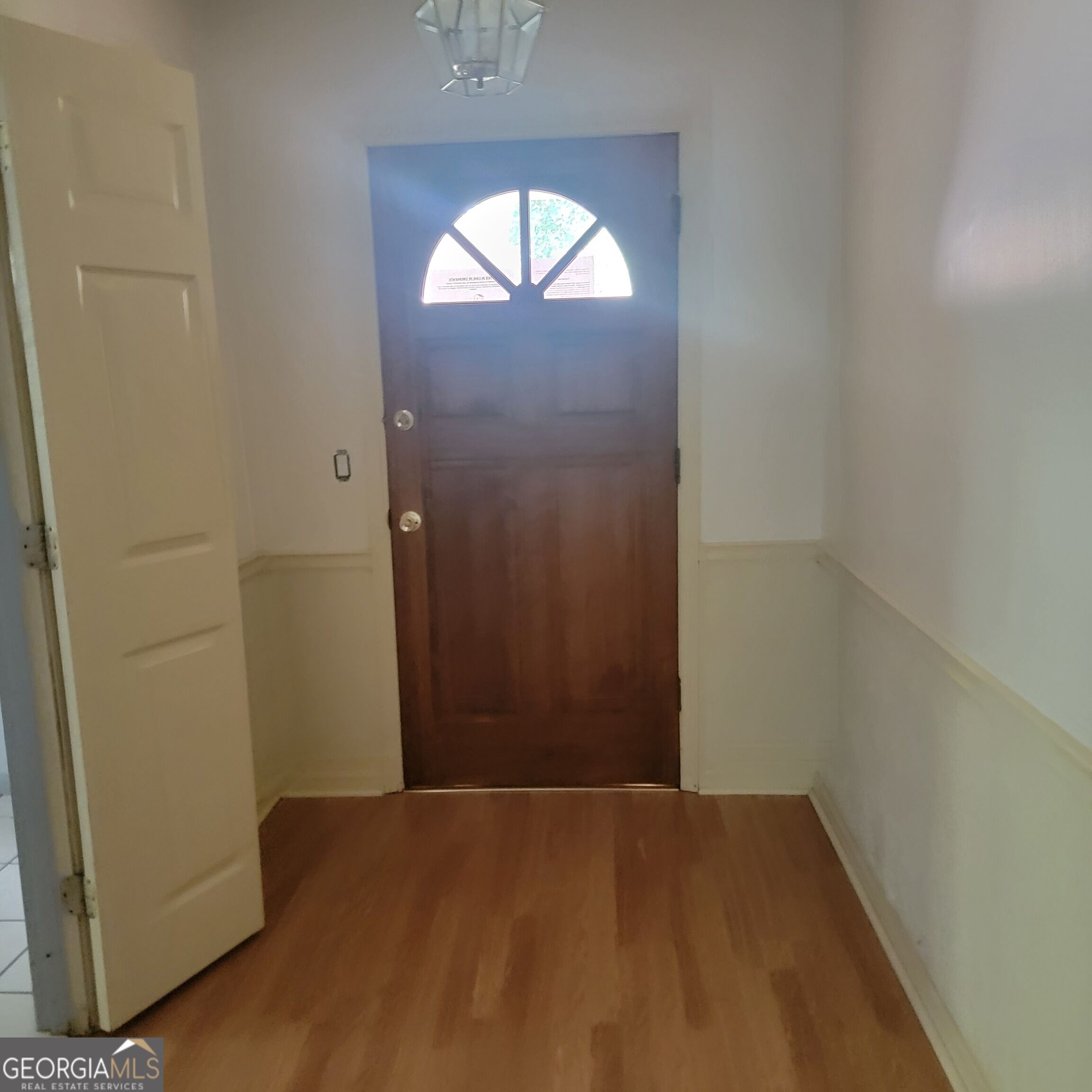 221 Park Hill Drive Property Photo 6