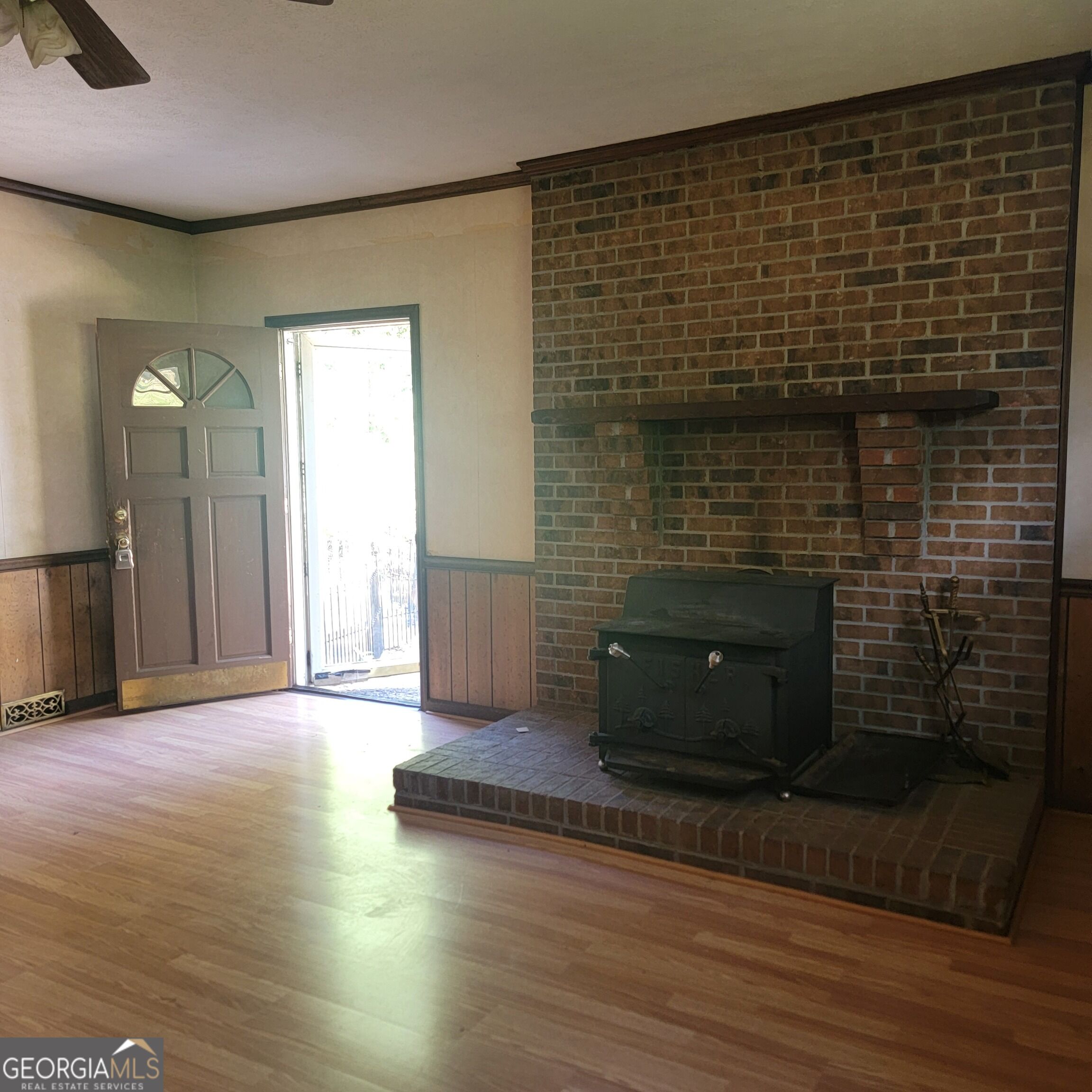 221 Park Hill Drive Property Photo 9