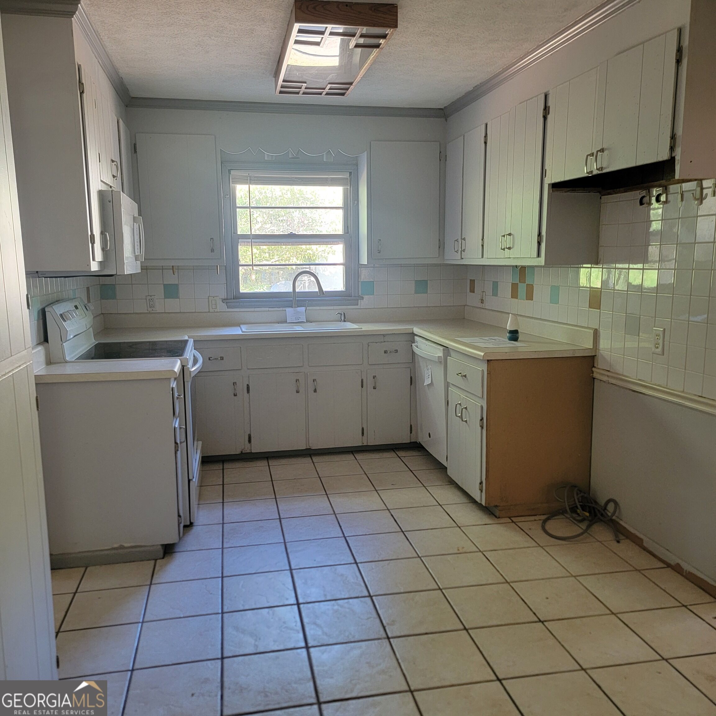 221 Park Hill Drive Property Photo 12