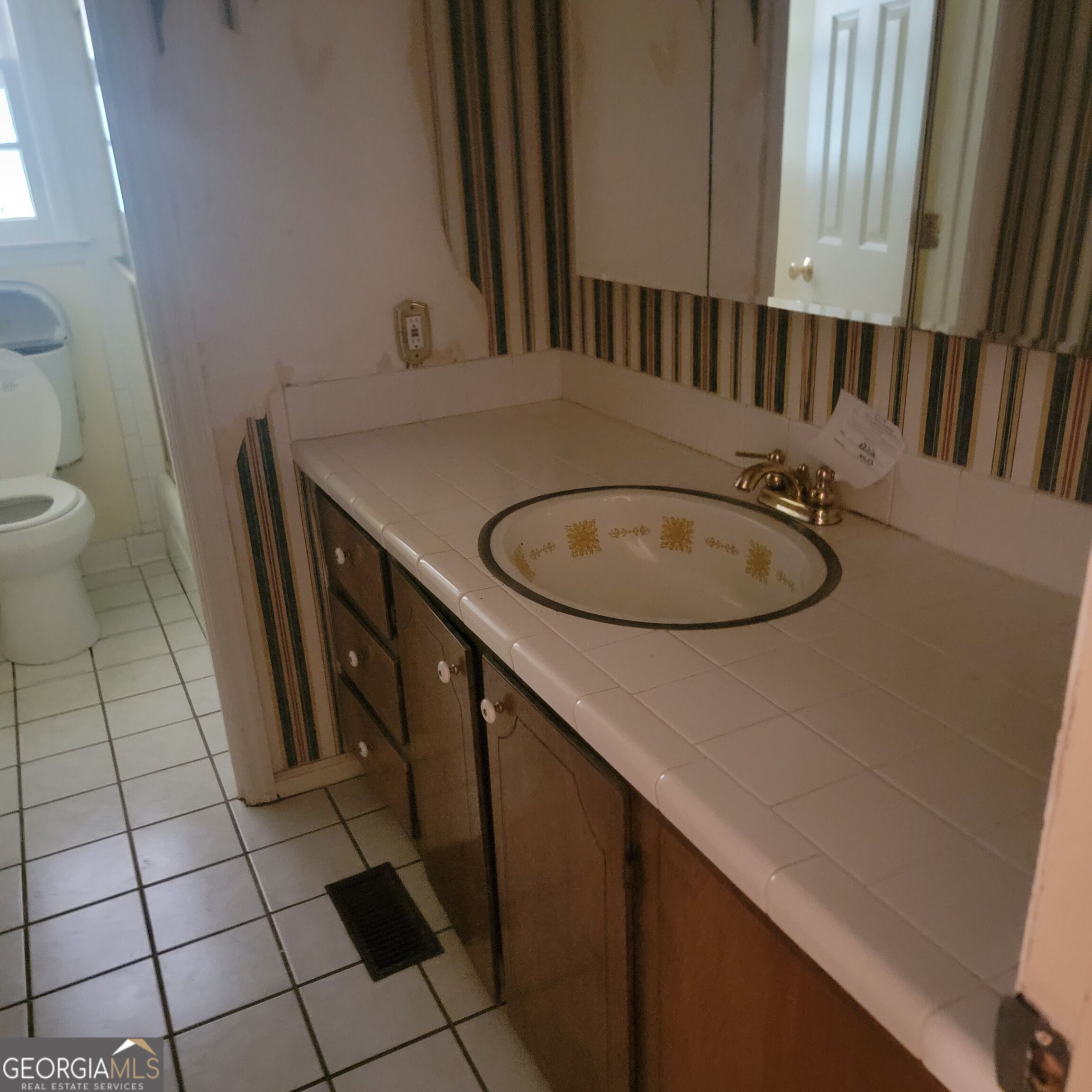 221 Park Hill Drive Property Photo 13