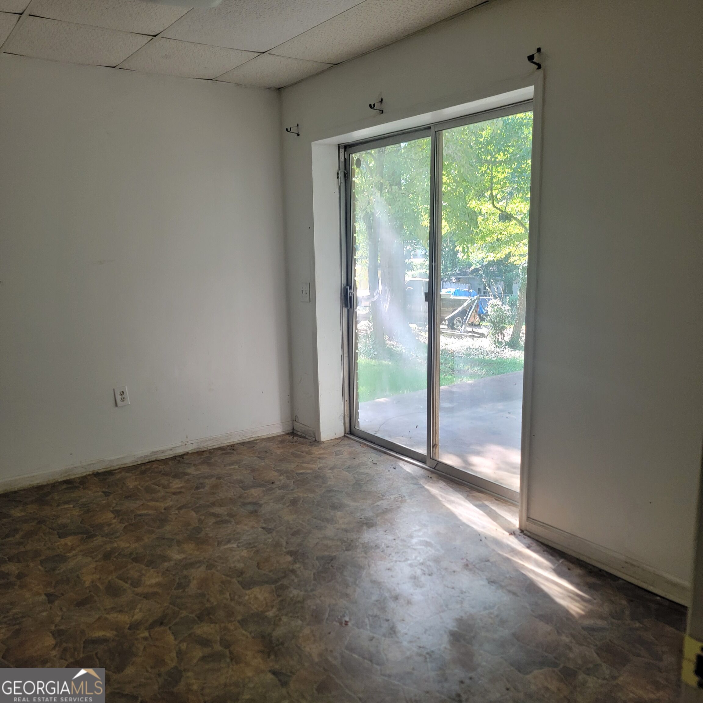 221 Park Hill Drive Property Photo 25
