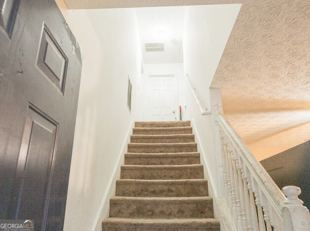 8351 Ramblin Court Property Photo 8
