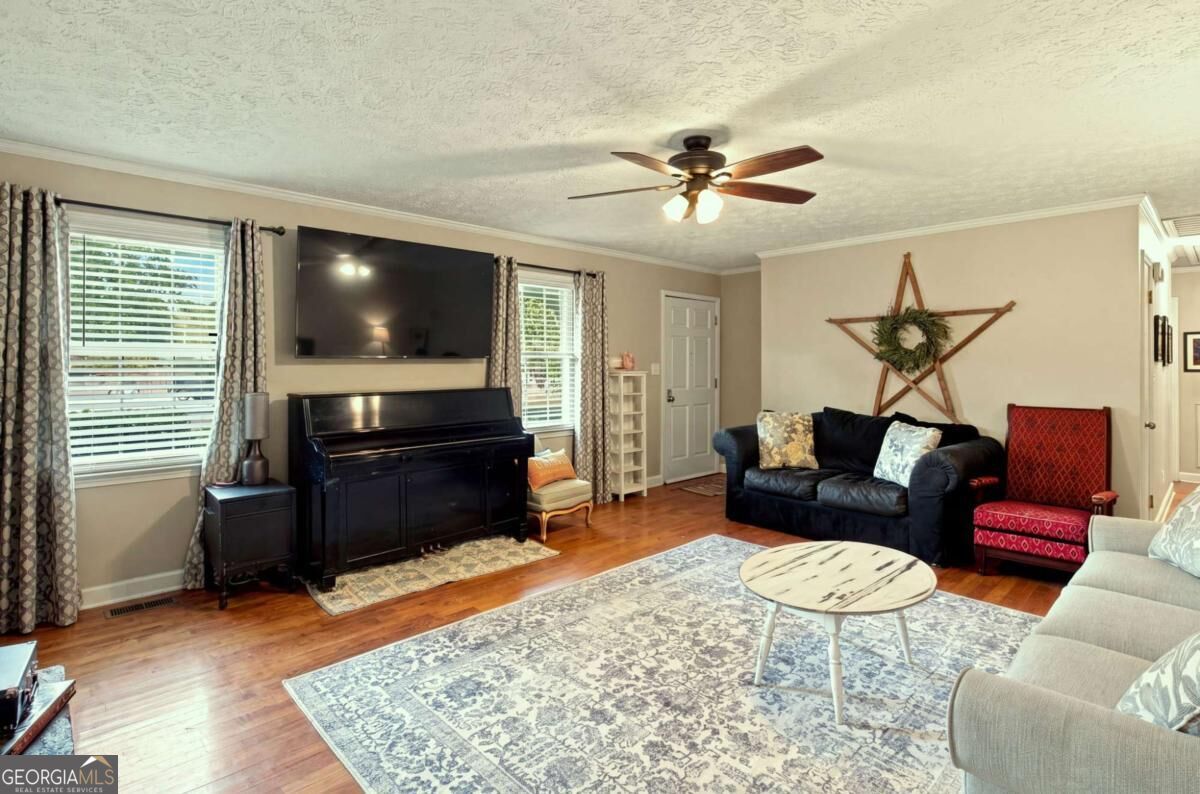 4 Fuqua Court Nw Property Photo 6