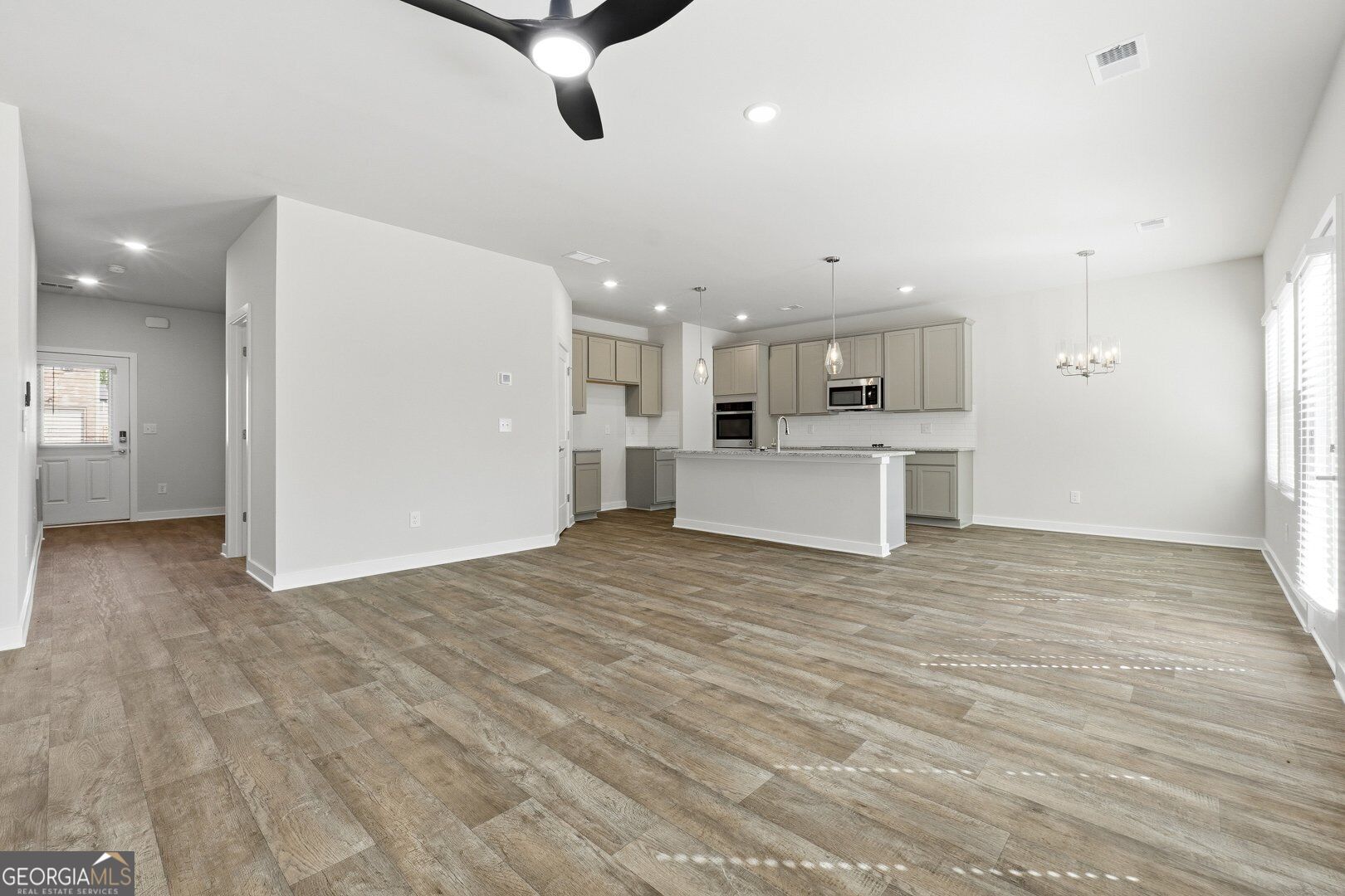 505 Headwater Court Property Photo 18