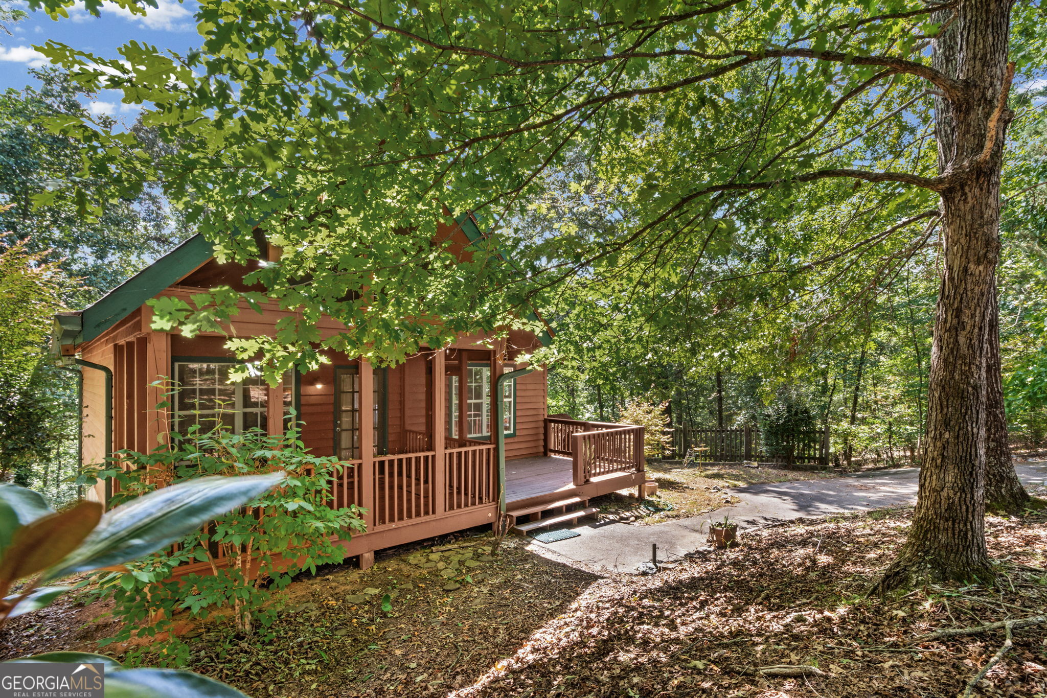 589 Eagle Rest Road Property Photo 3