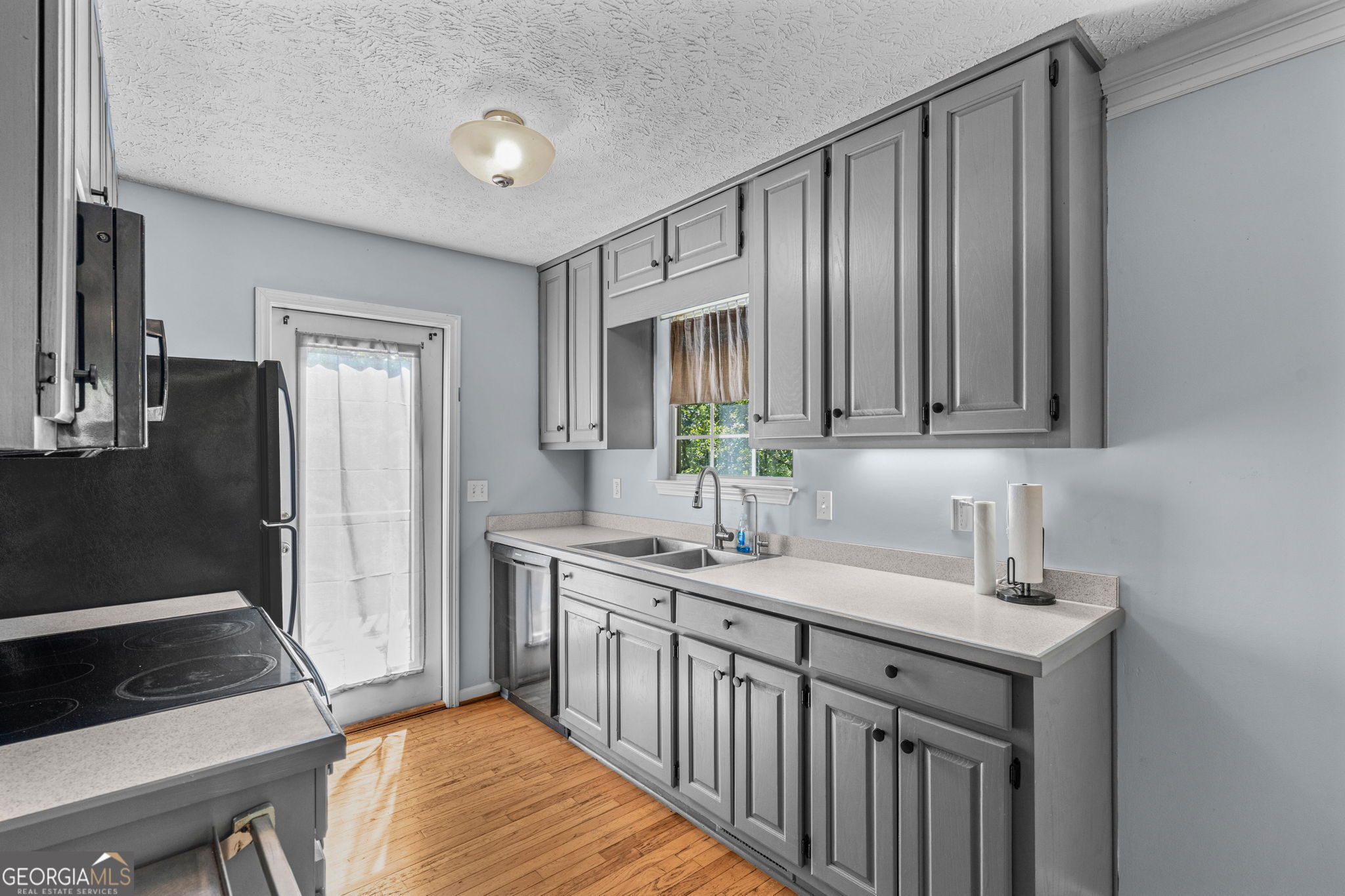 589 Eagle Rest Road Property Photo 13