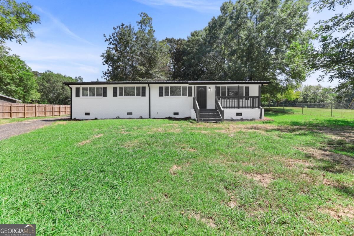 4993 Lone Oak Road Property Photo 1