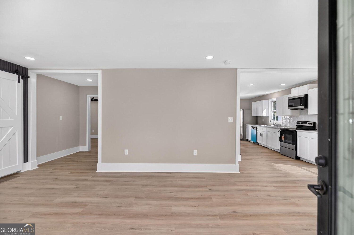 1519 Venetian Drive Sw Property Photo 4