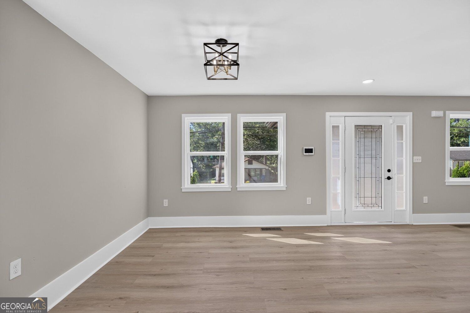 1519 Venetian Drive Sw Property Photo 6