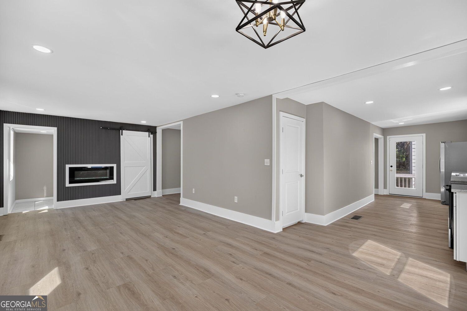 1519 Venetian Drive Sw Property Photo 9