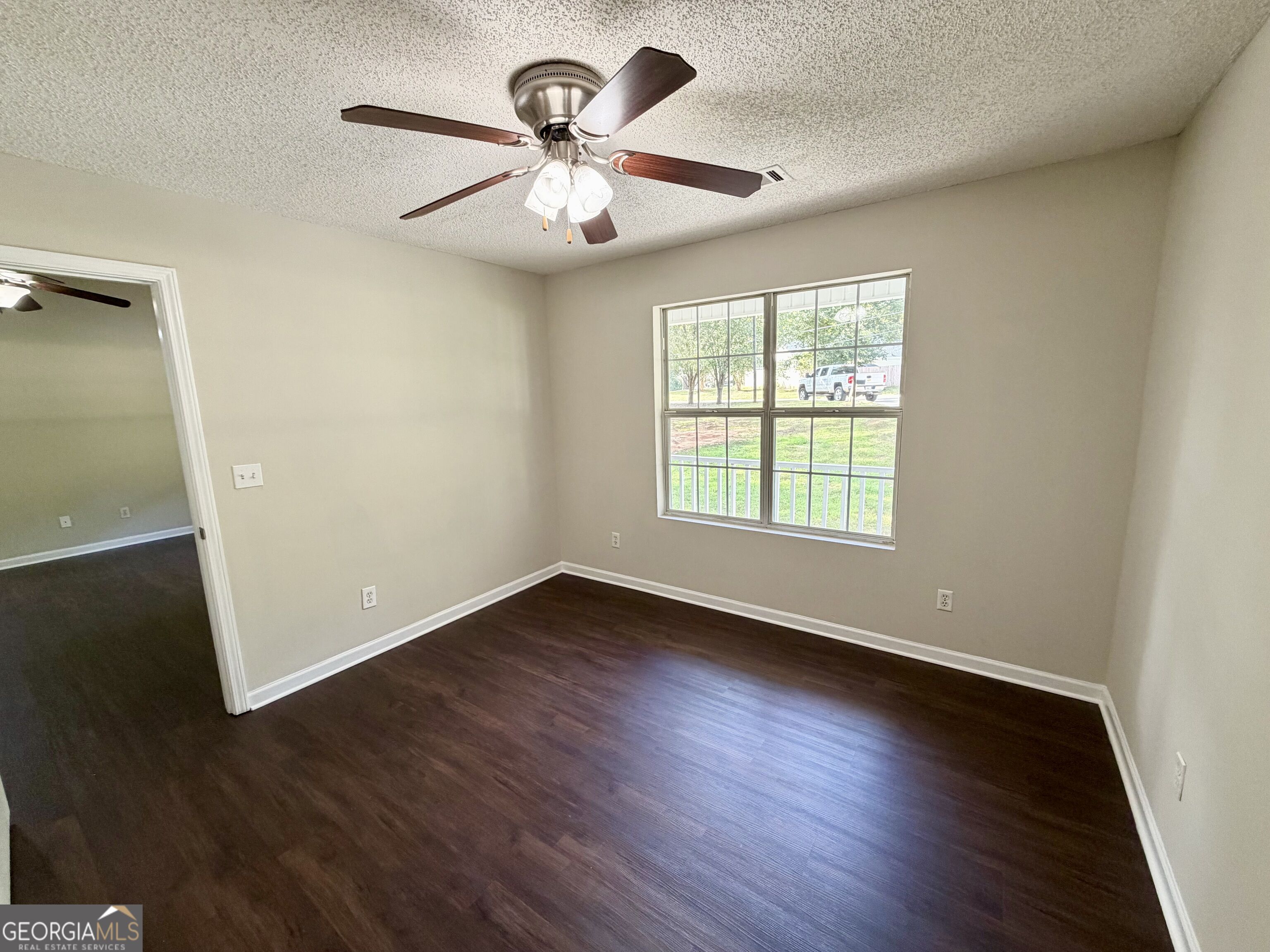 164 Lake Forest Drive Property Photo 12