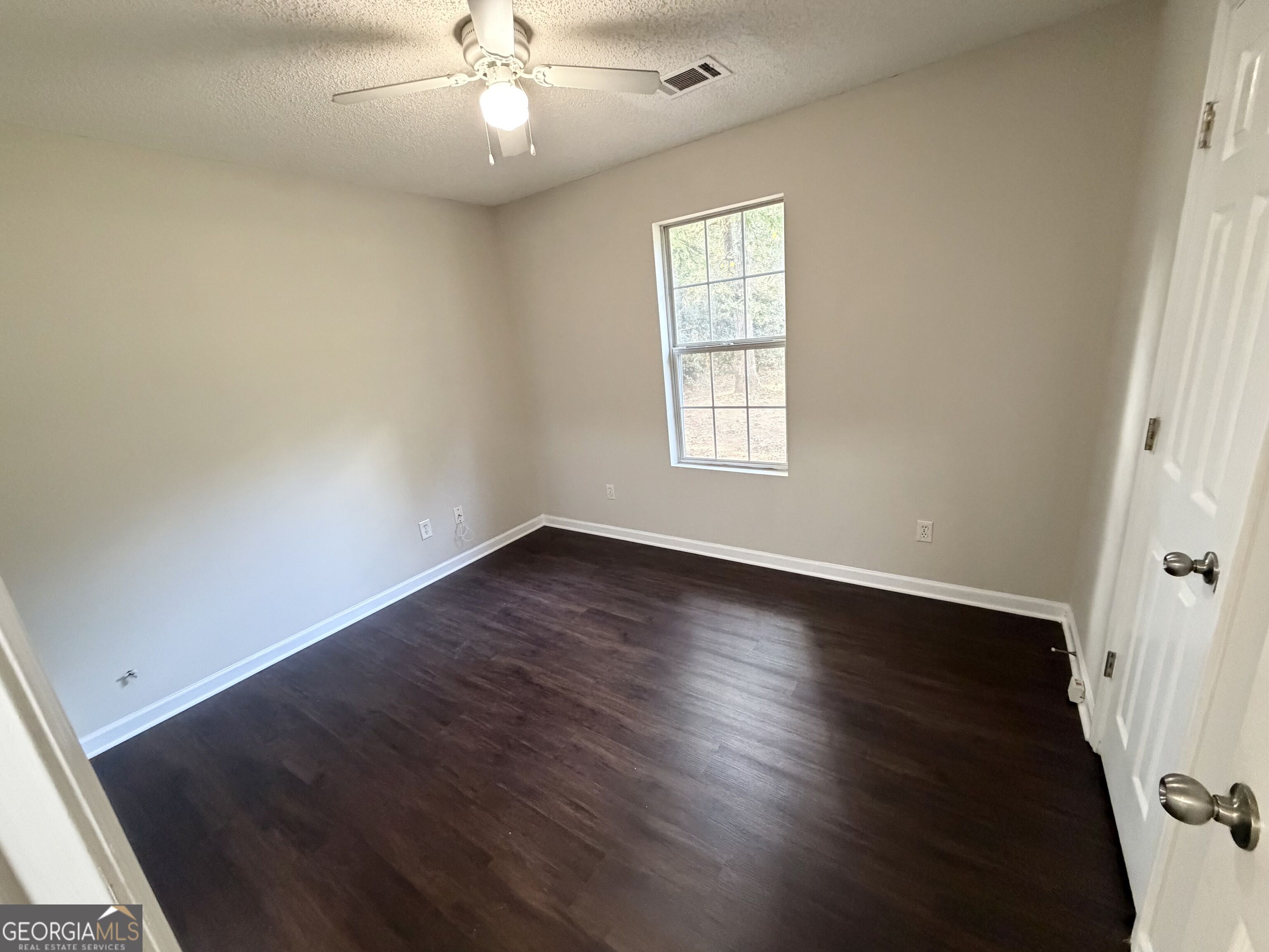 164 Lake Forest Drive Property Photo 18