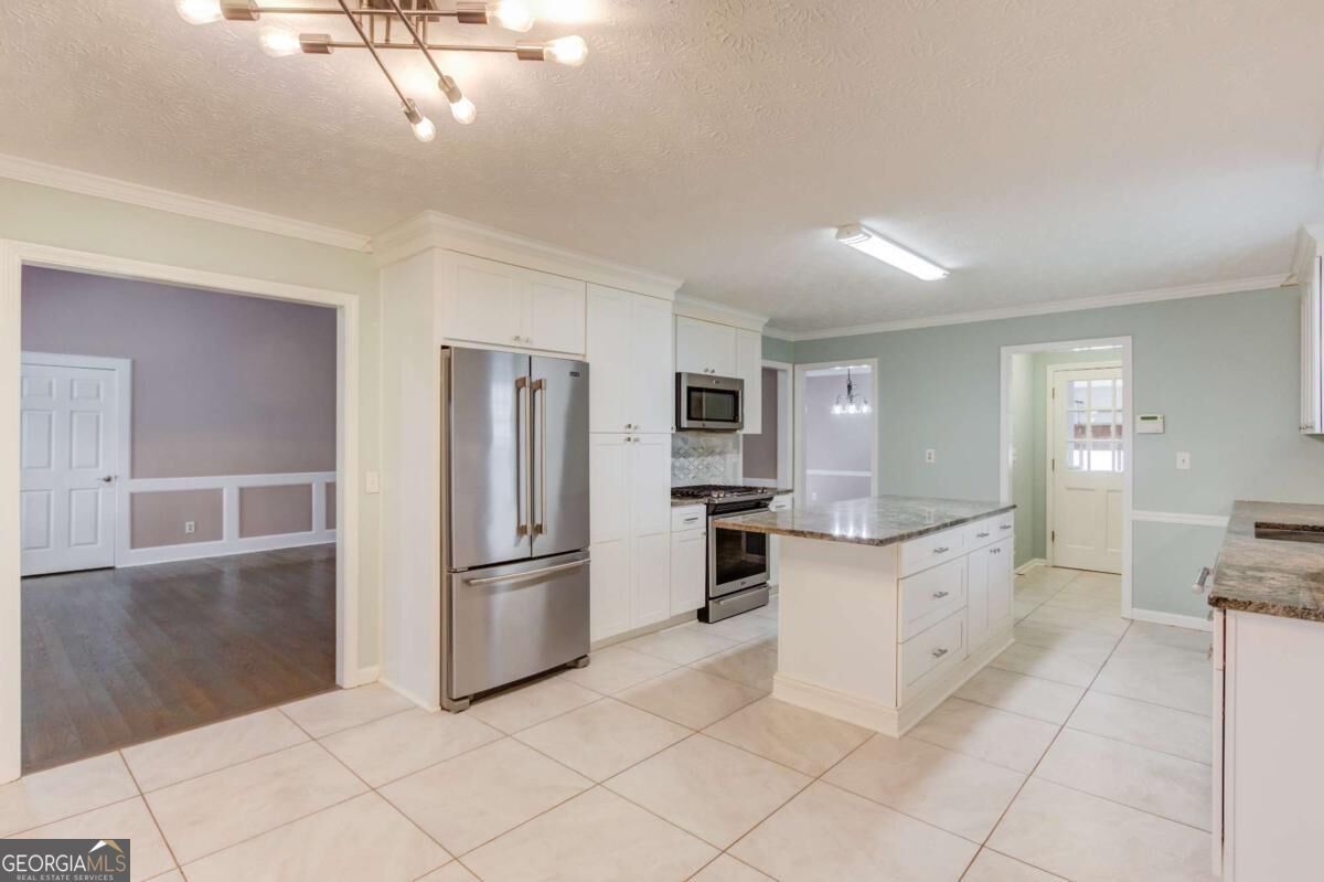 291 Shore Drive Property Photo 14