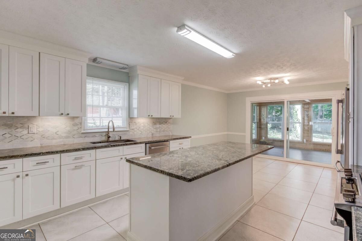 291 Shore Drive Property Photo 16