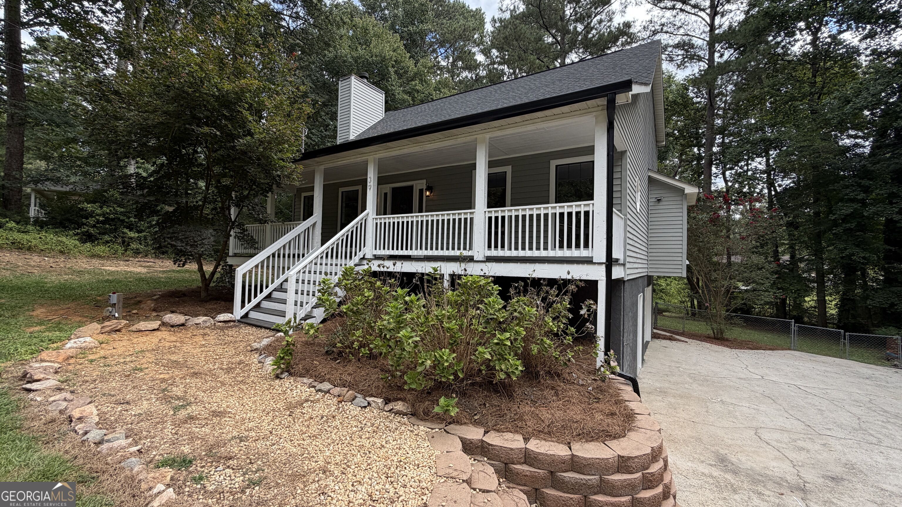39 Shadow Creek Drive Property Photo 2