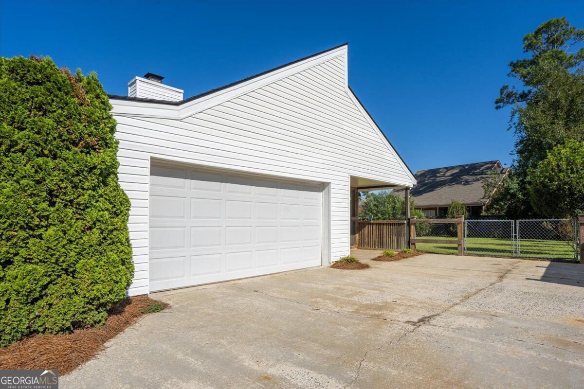 107 Ridge Circle N Property Photo 44