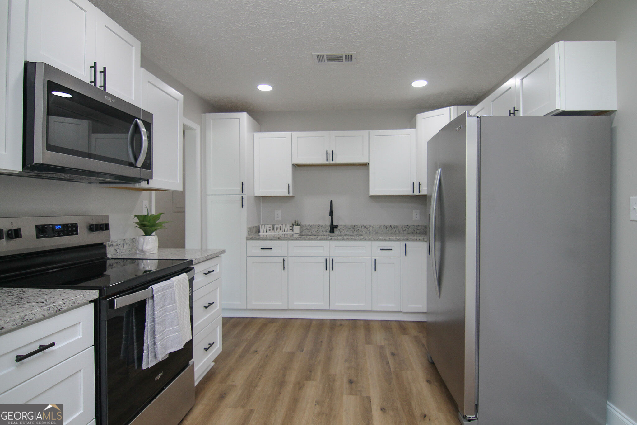 325 Wisconsin Avenue Property Photo 10