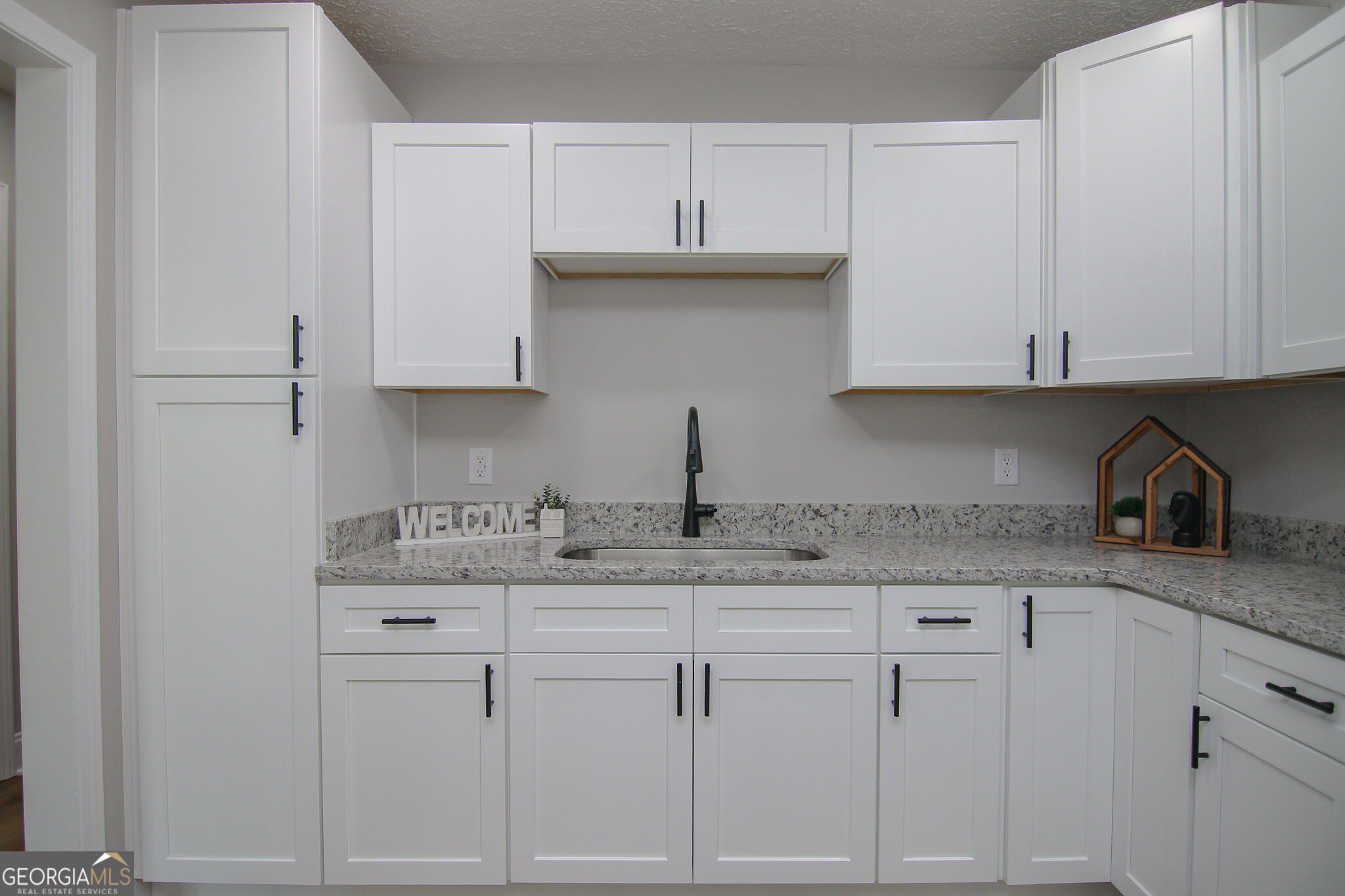 325 Wisconsin Avenue Property Photo 12