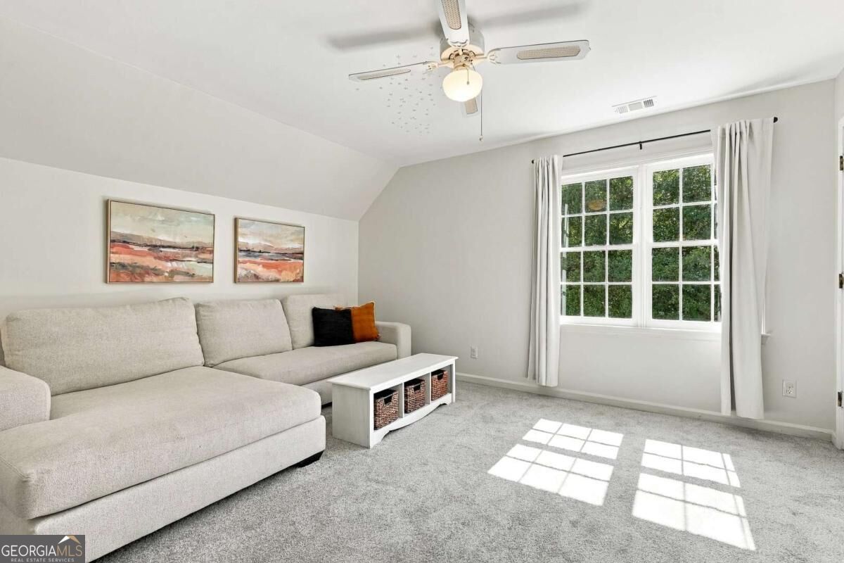 325 Cantlegate Close Property Photo 23