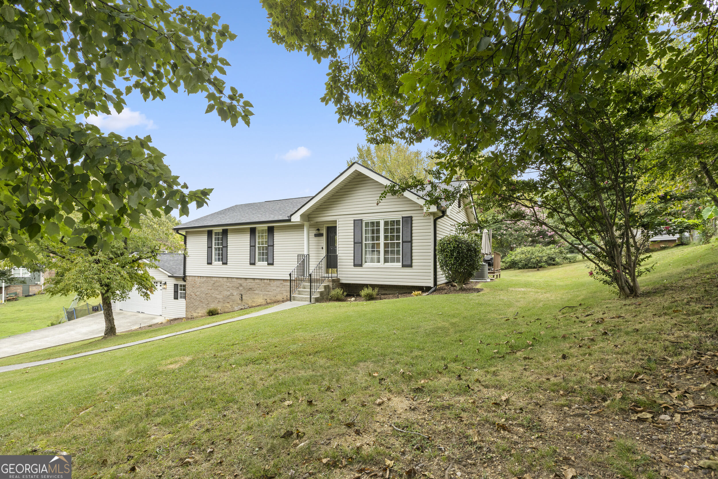 11 E Larry Circle Property Photo 37
