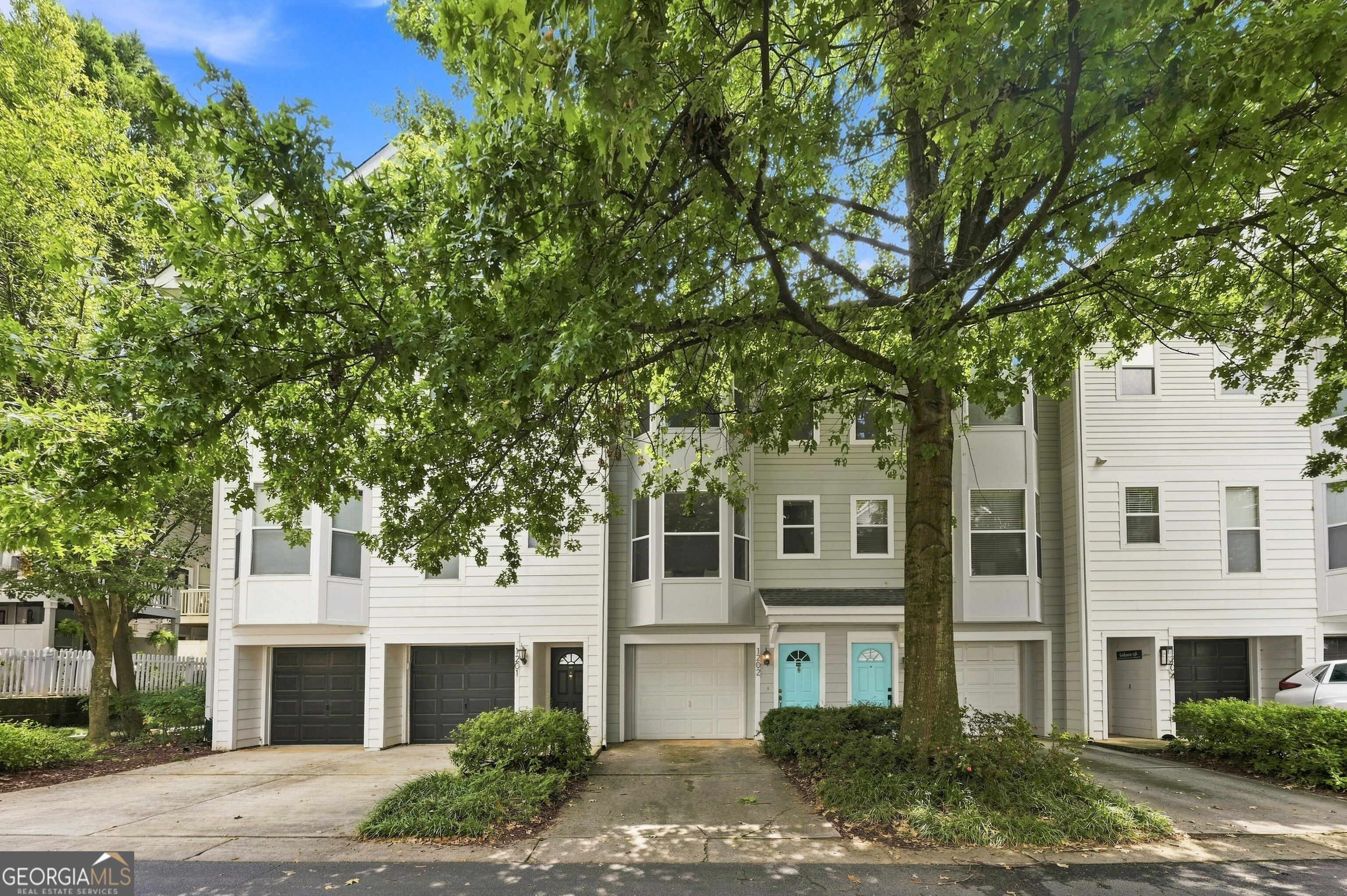 951 Glenwood Avenue Se # 1202 Property Photo 1