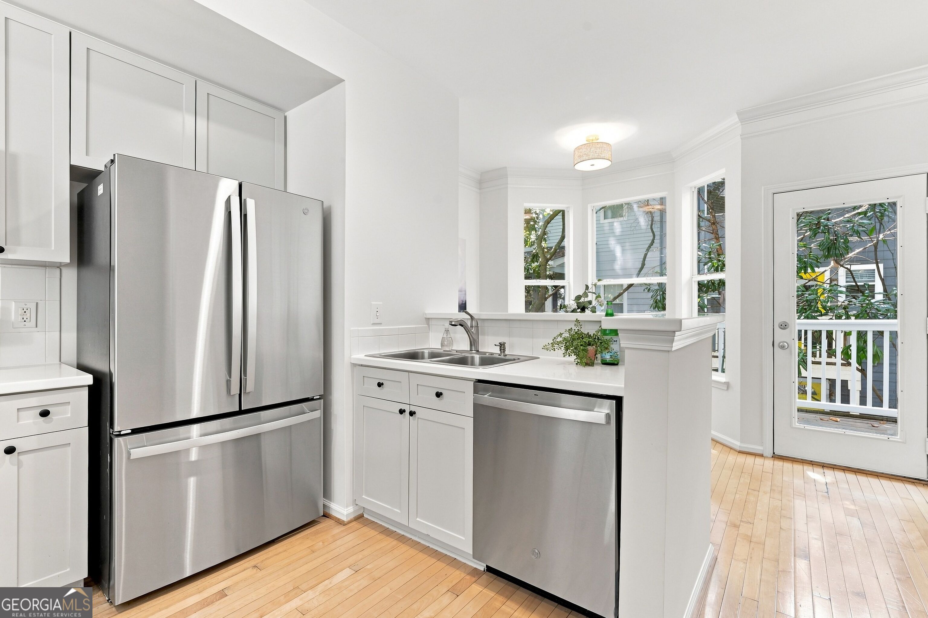 951 Glenwood Avenue Se # 1202 Property Photo 4