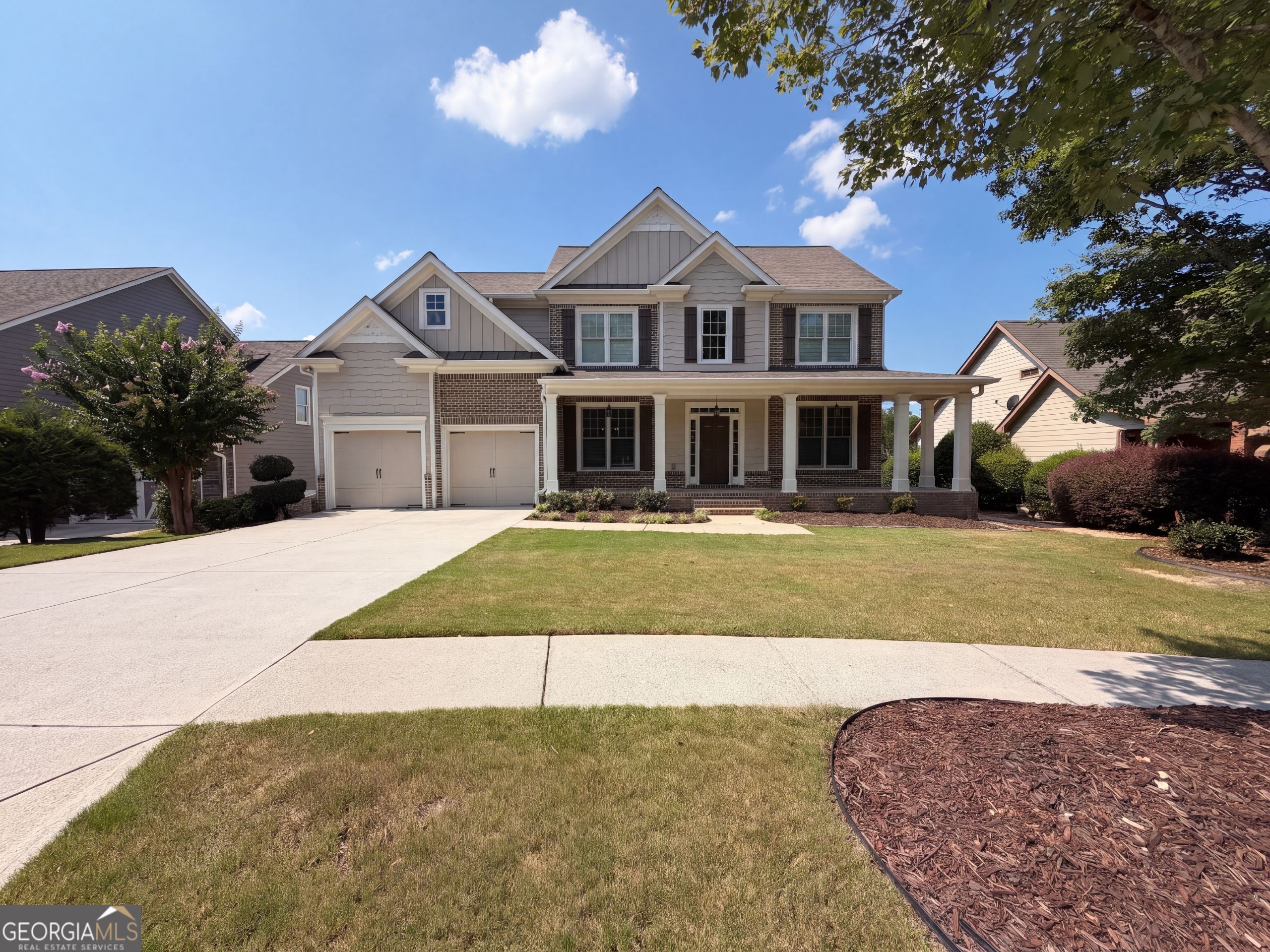 7047 Tree House Way Property Photo 1
