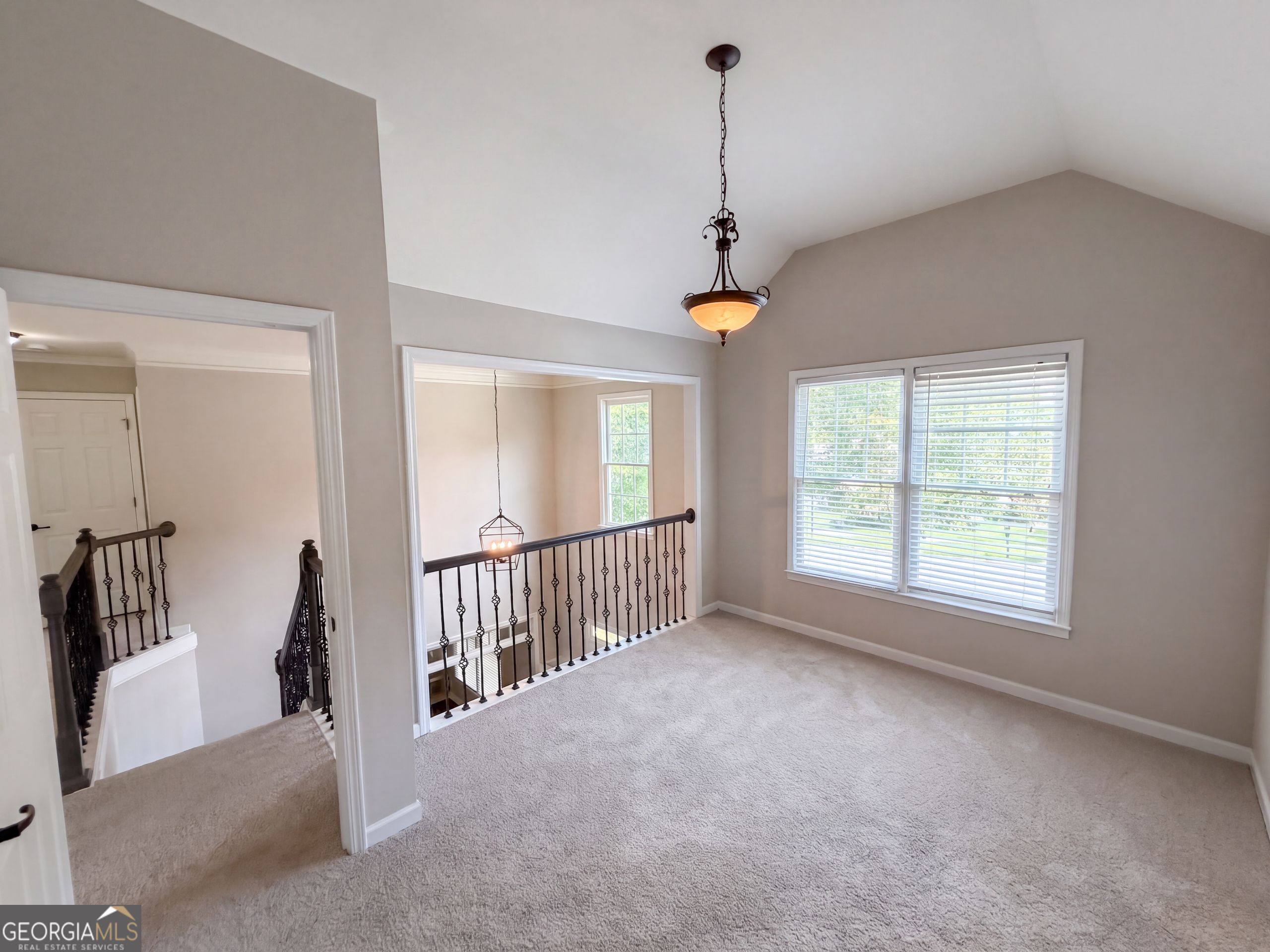 7047 Tree House Way Property Photo 26