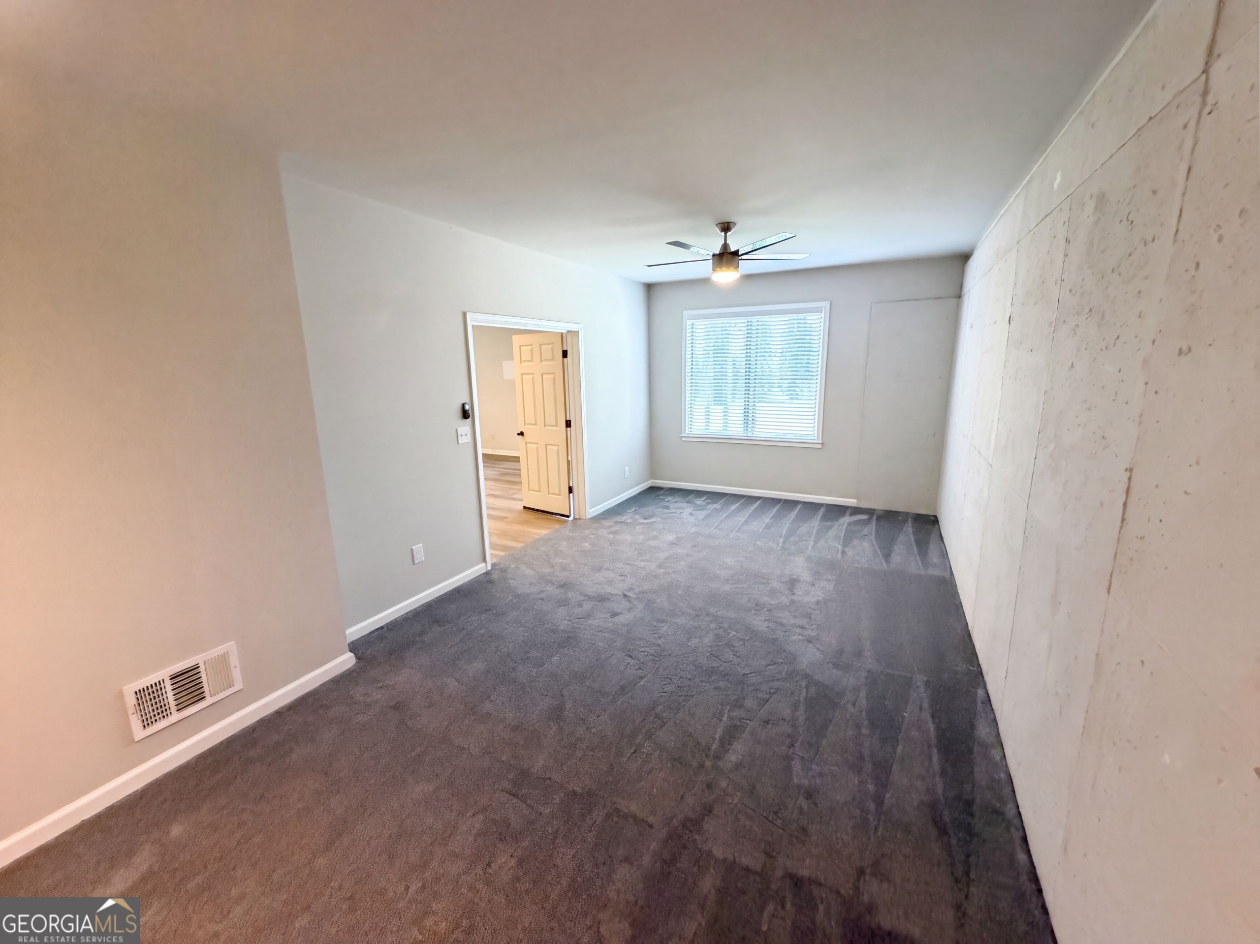 7047 Tree House Way Property Photo 29