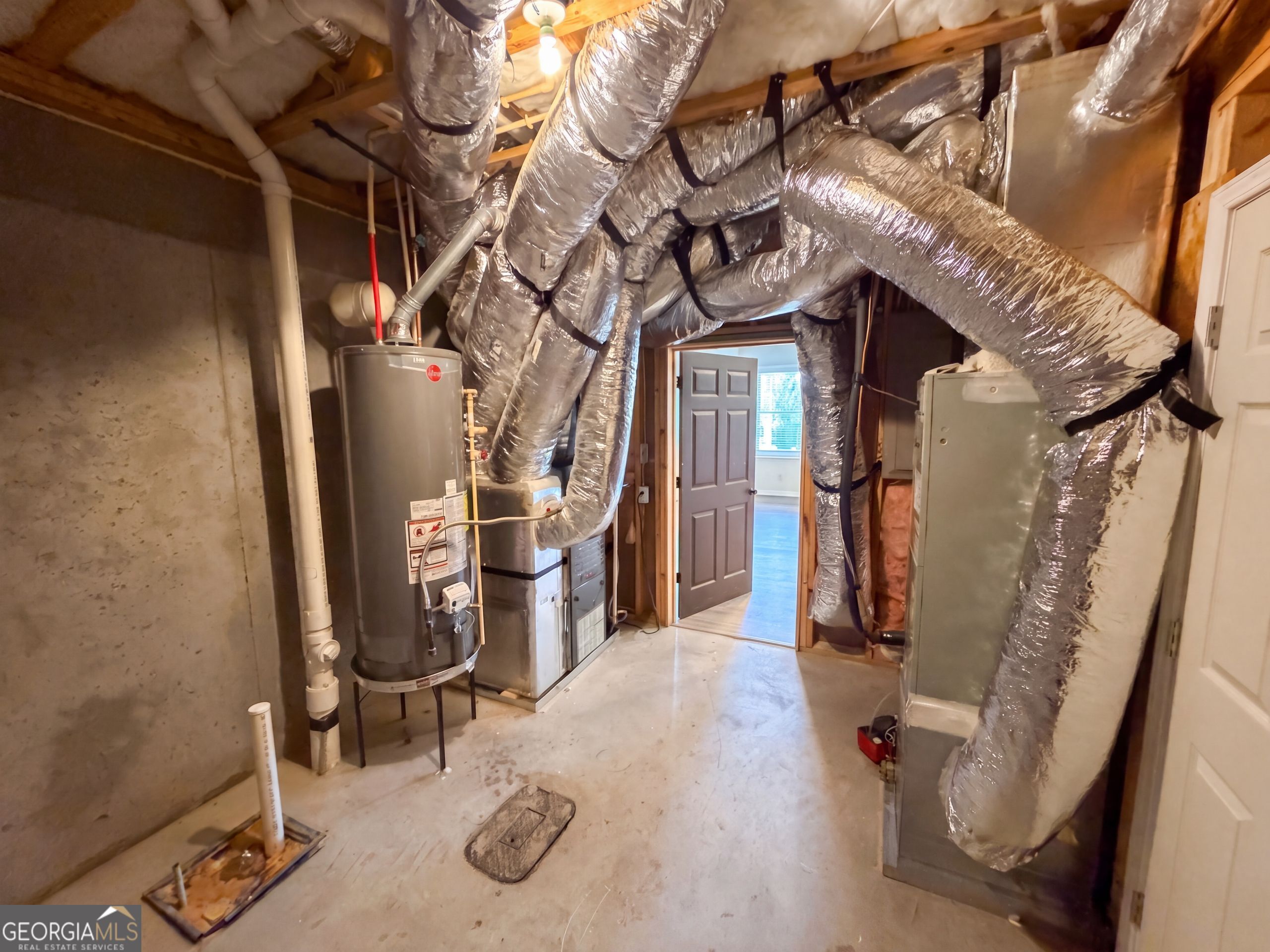 7047 Tree House Way Property Photo 31