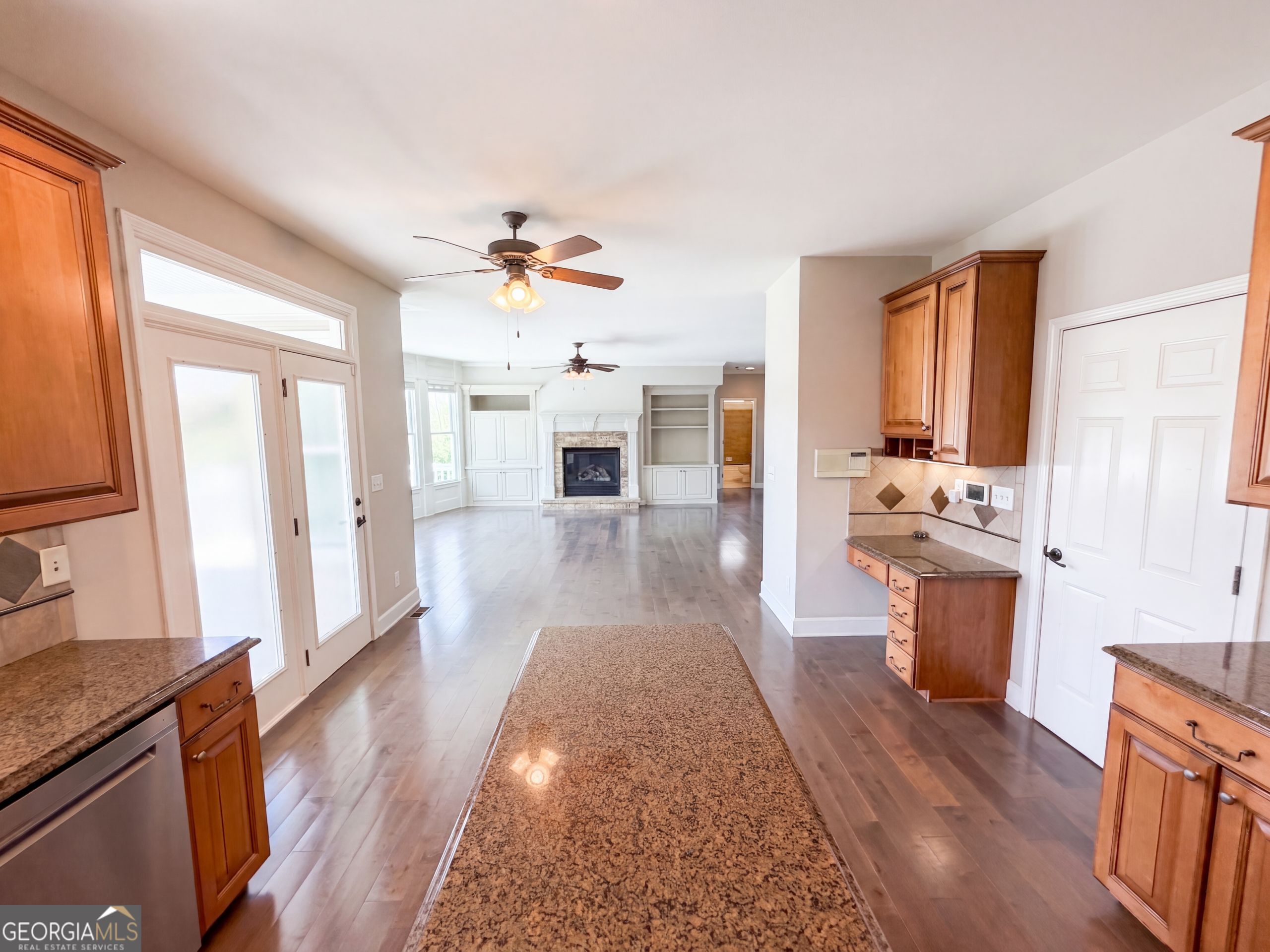 7047 Tree House Way Property Photo 45