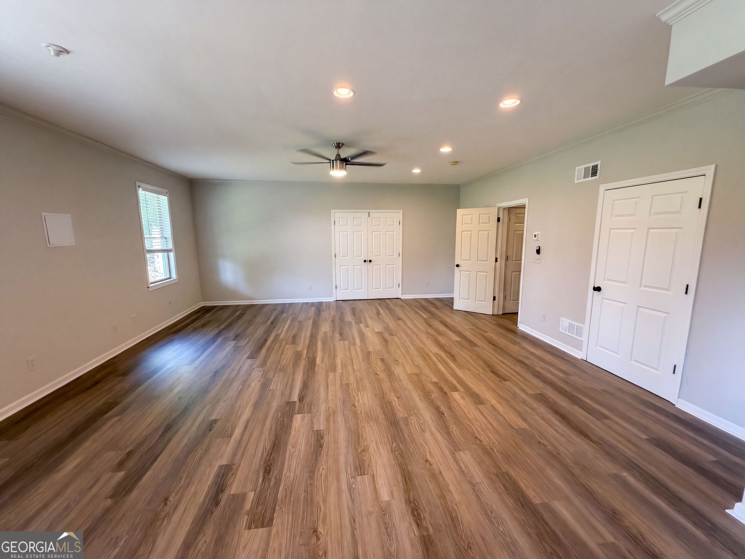 7047 Tree House Way Property Photo 52
