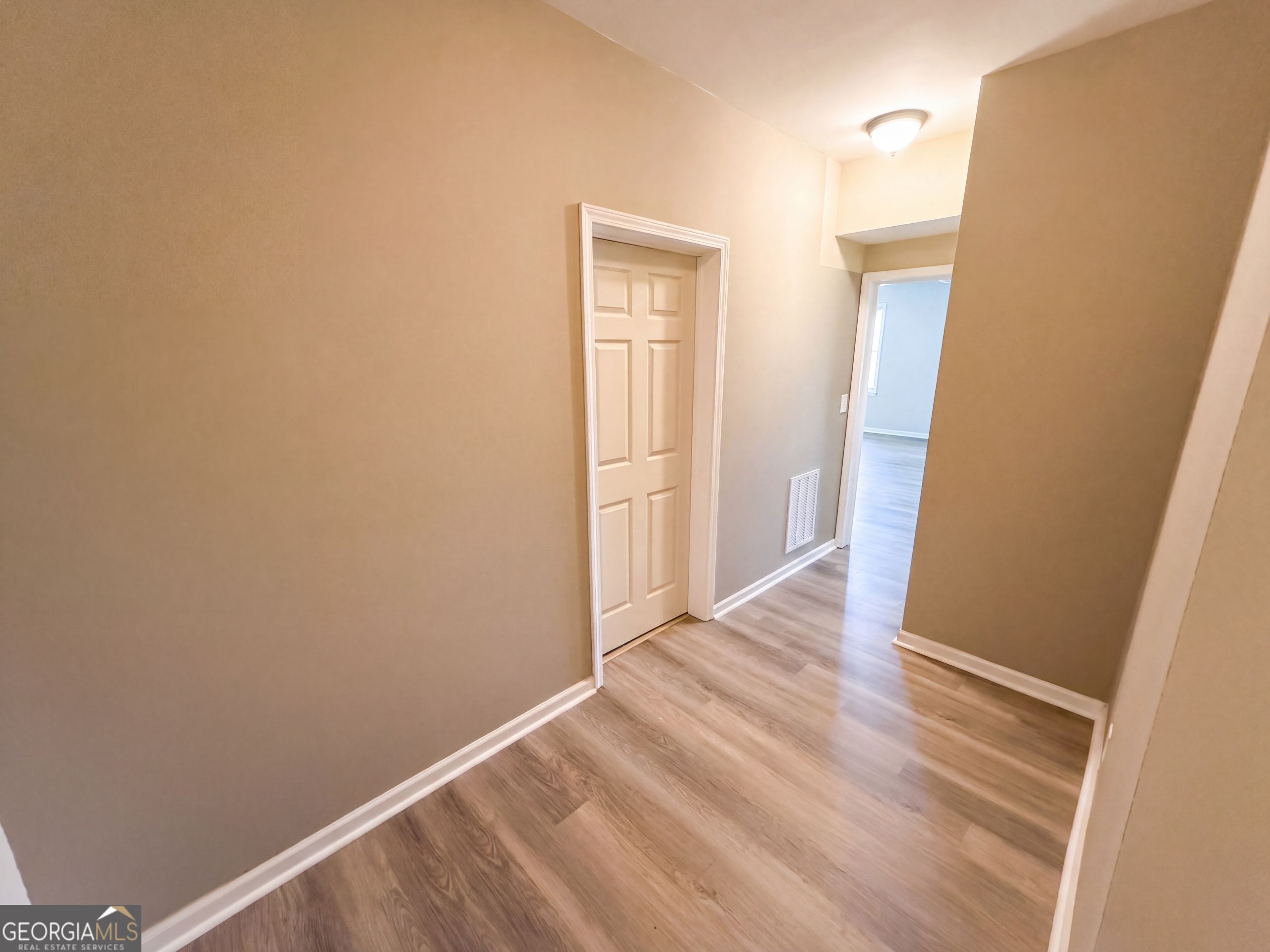 7047 Tree House Way Property Photo 56