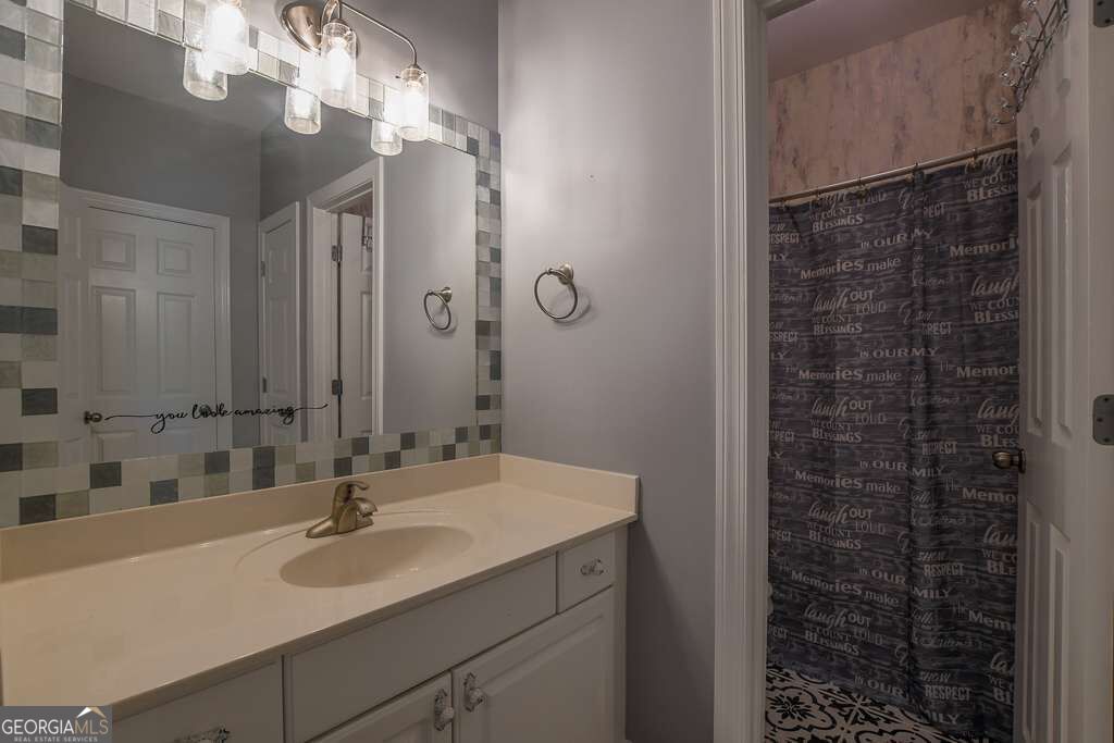151 Dumar Lane Property Photo 9