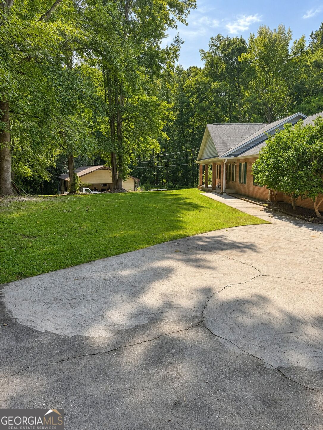 774 Corinth Drive Property Photo 6